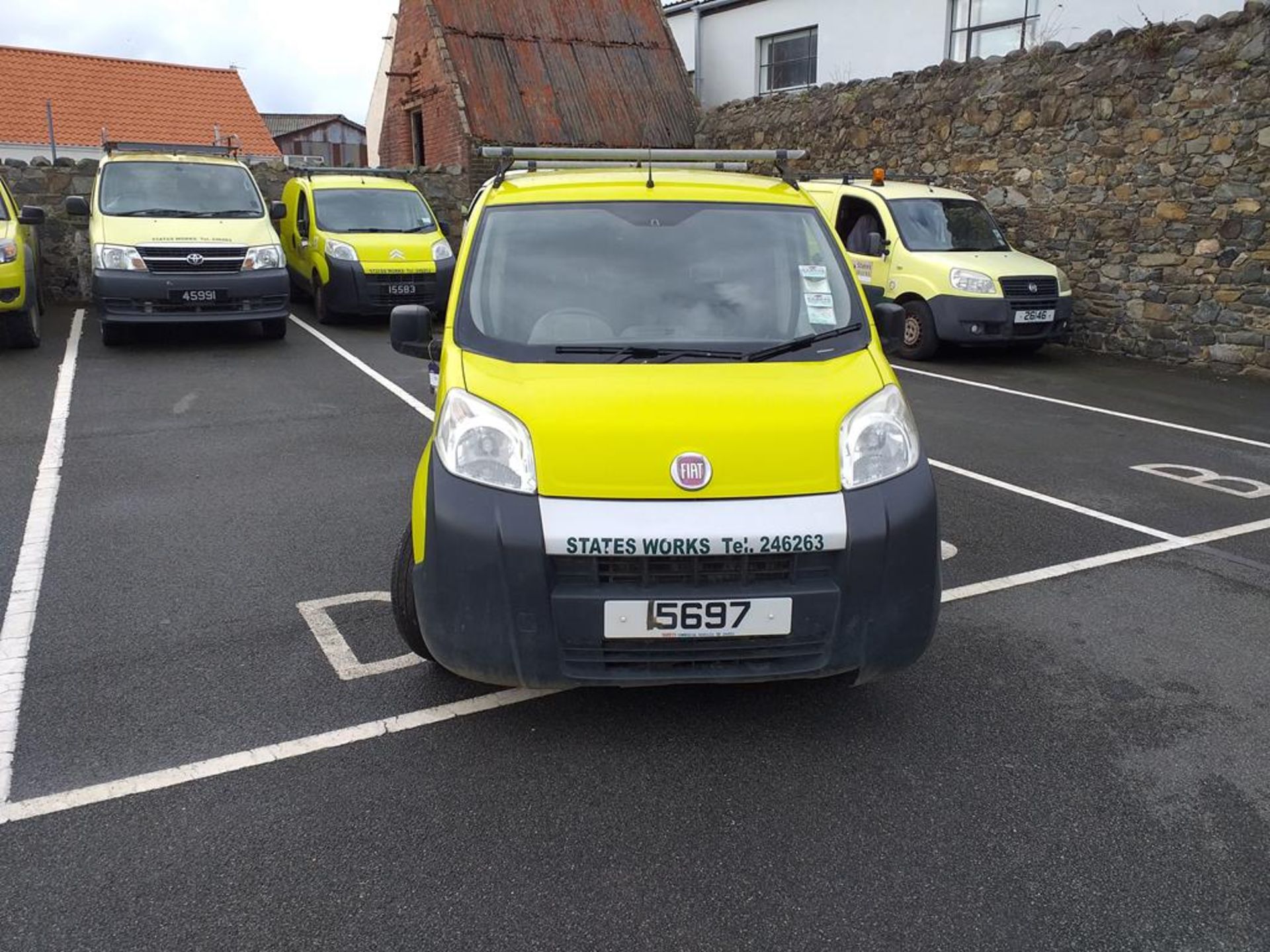 Fiat Fiorino Cargo Petrol Van 15697