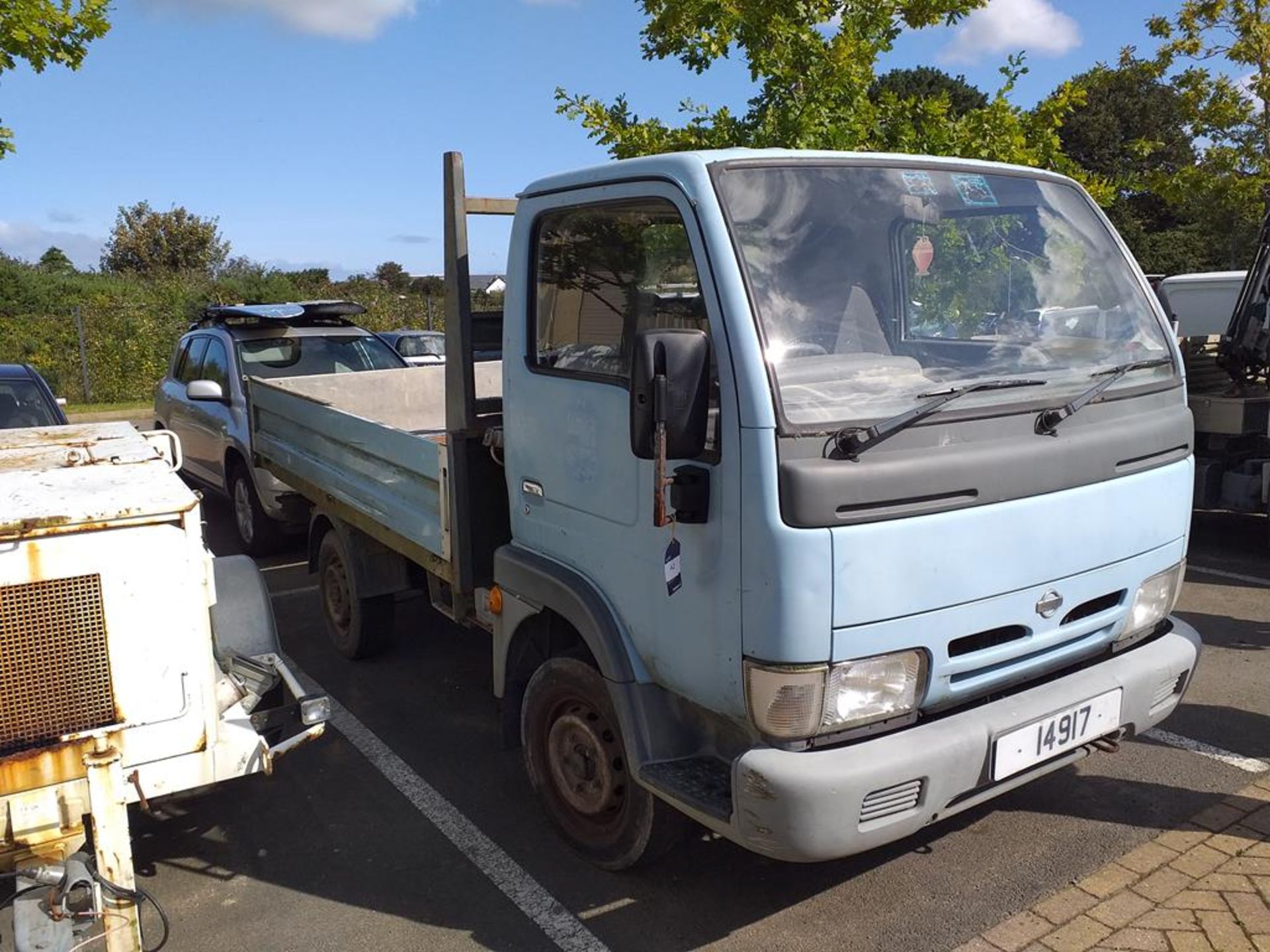 Nissan Cabstar Tipping Pick-Up 14917 - Image 2 of 5