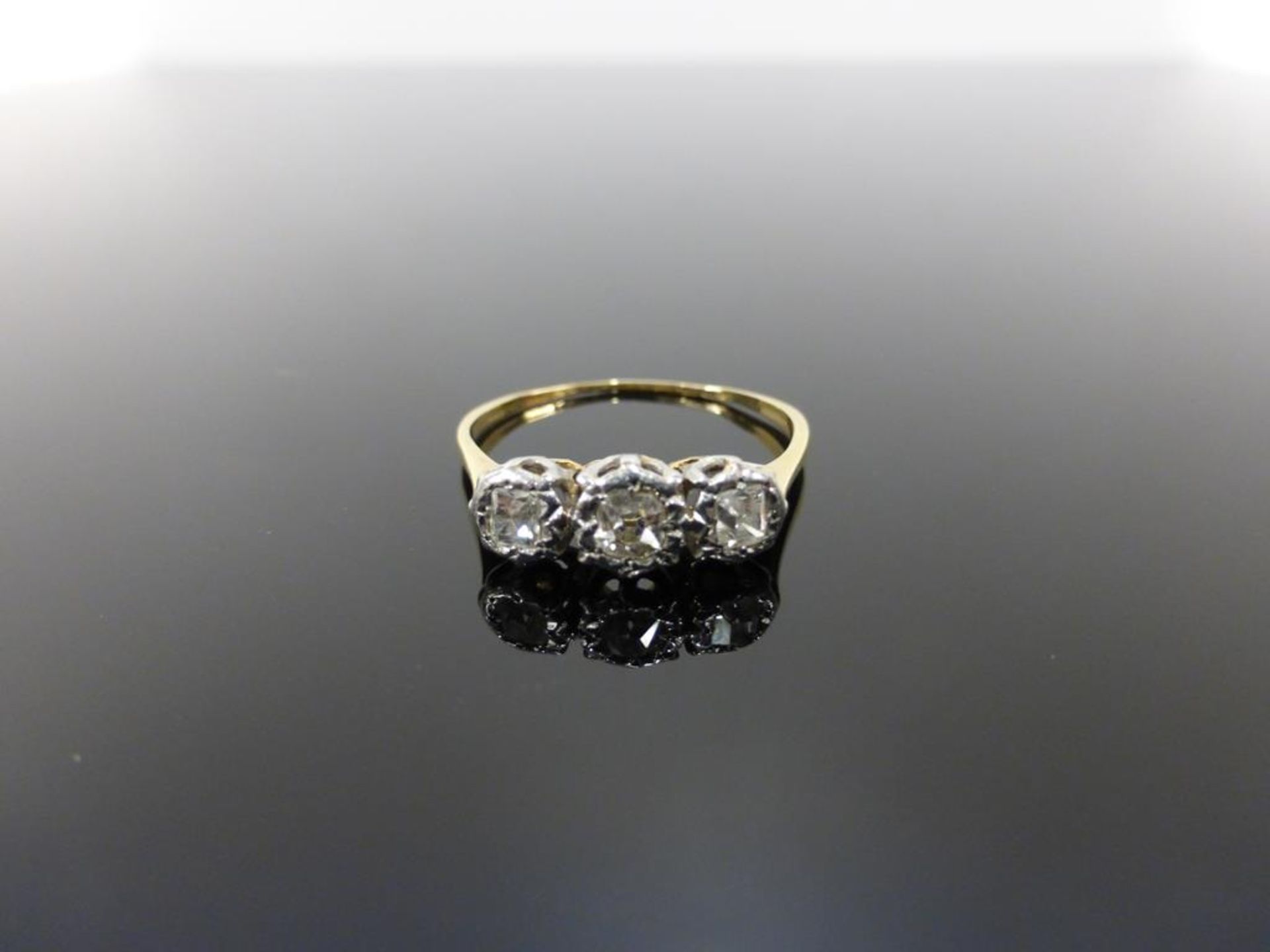 A 1930's Old Cut Diamond Three Stone Ring - Image 2 of 4