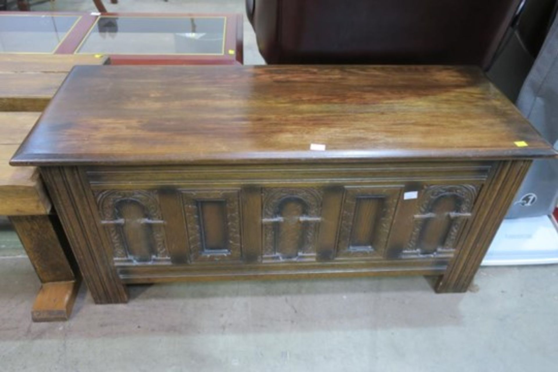 Old Charm Oak Blanket Chest