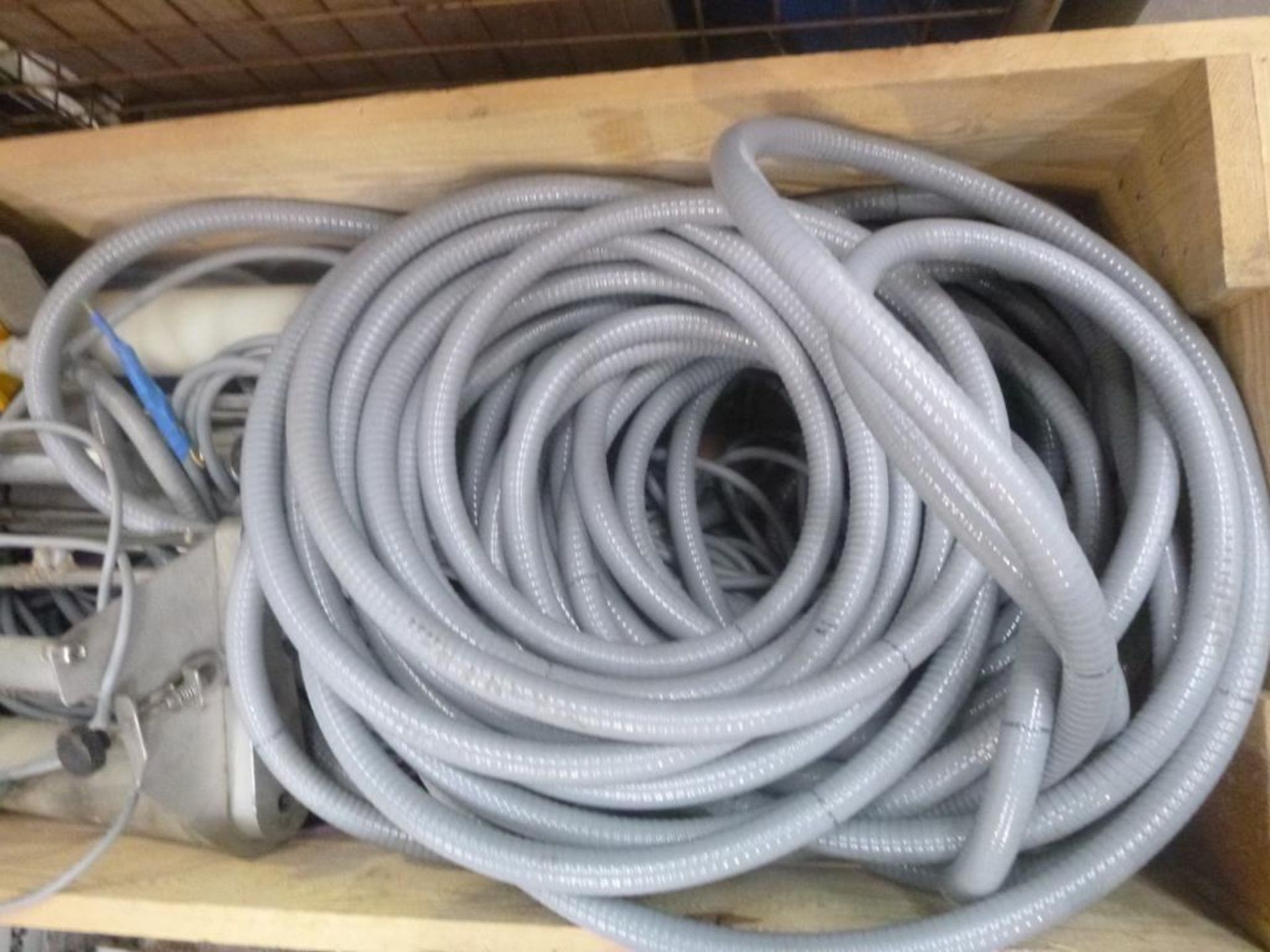 Wooden Crate to include Cables, Hoses - Image 2 of 3