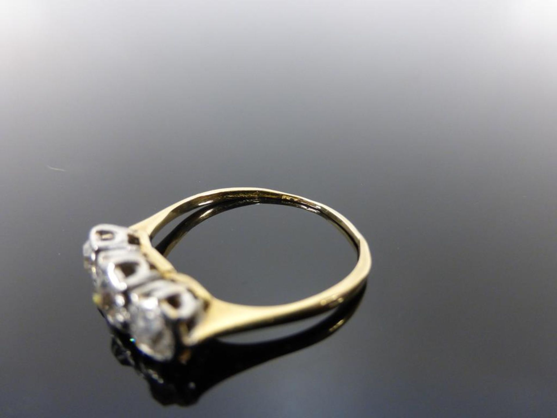 A 1930's Old Cut Diamond Three Stone Ring - Image 4 of 4