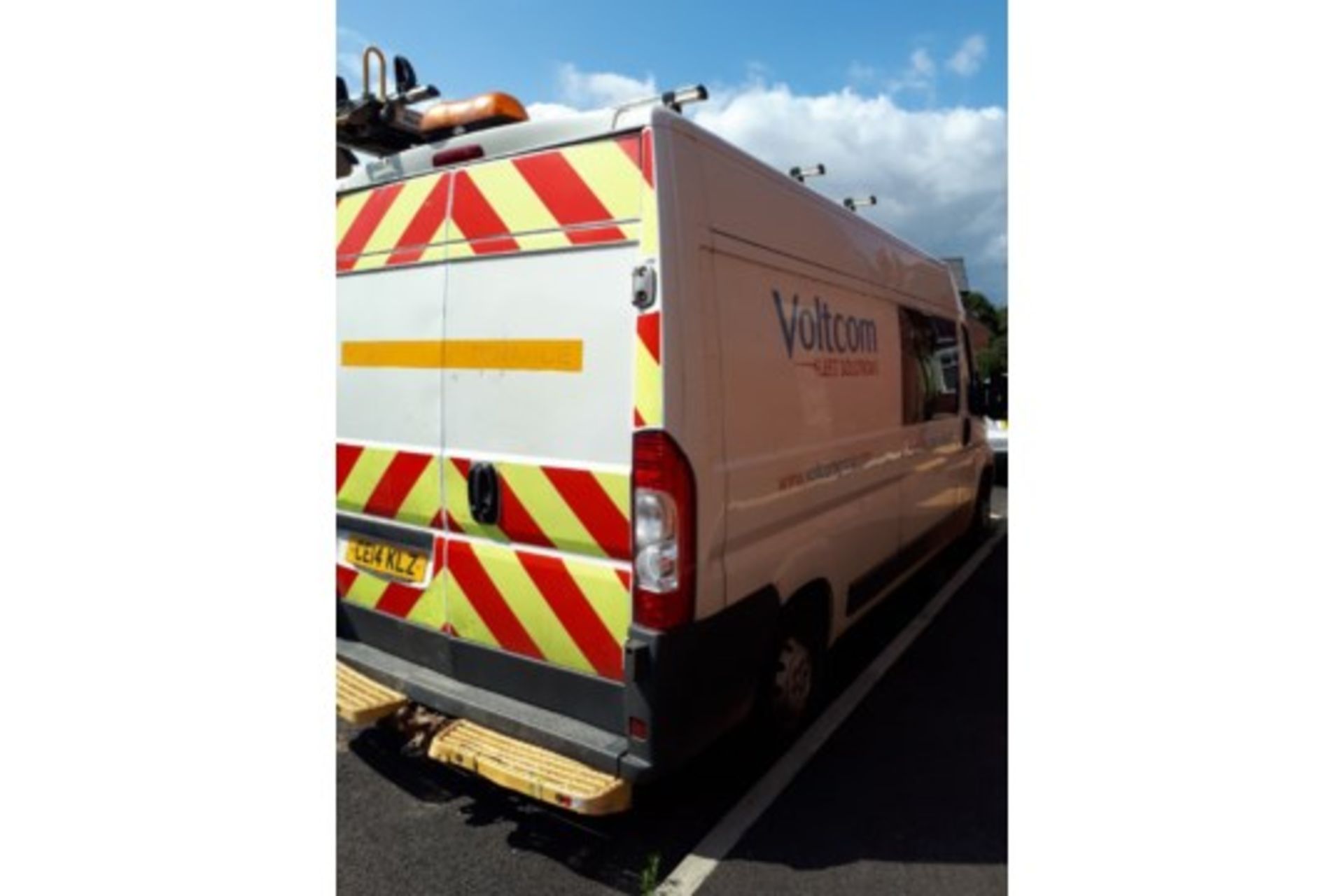 Citroen Relay 35 L3 Diesel (06-14) 2.2 HDi H2 Van - Image 2 of 14