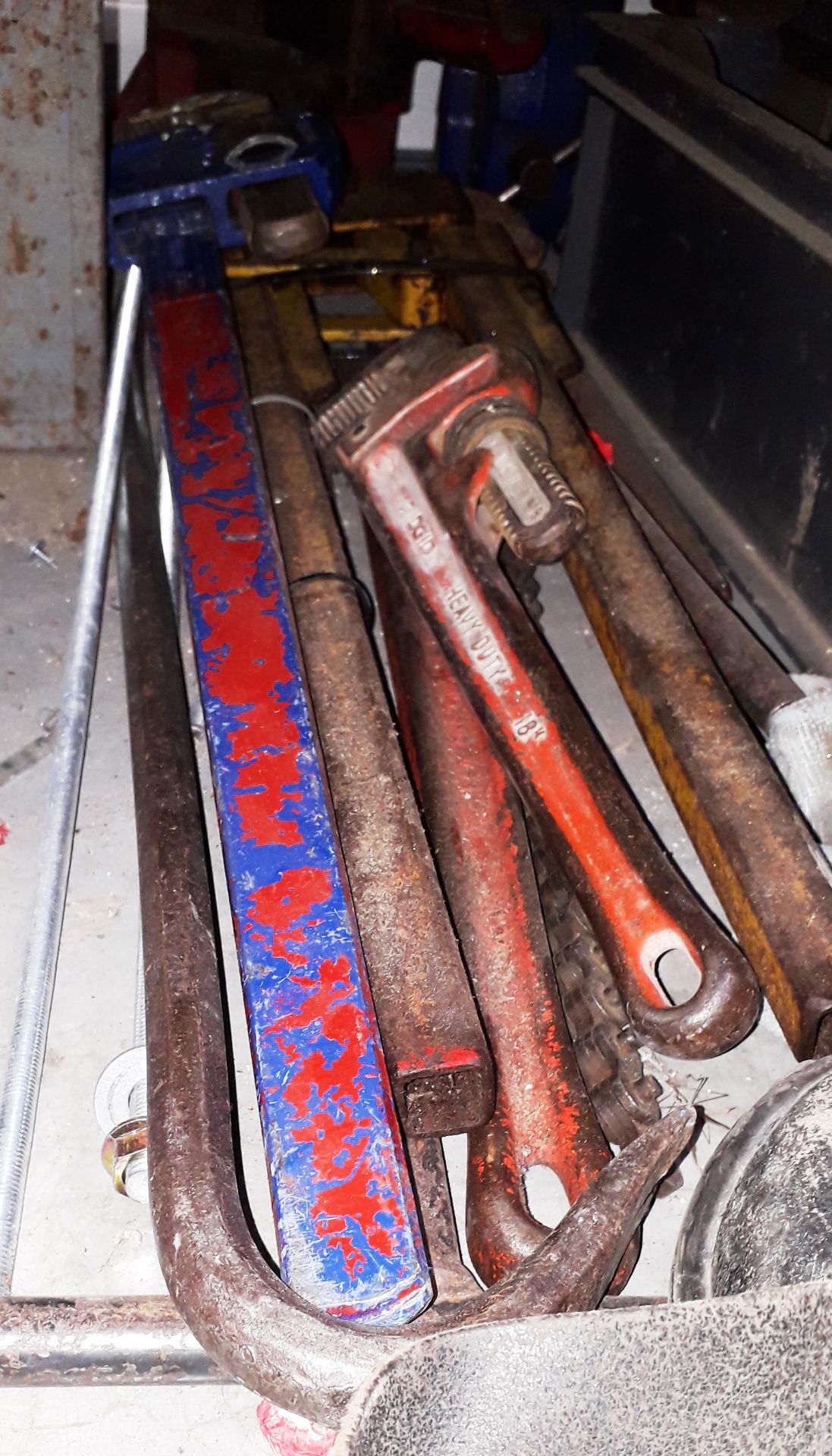 Workbench with Record No. 4 Vice and quantity of tool boxes & contents, loose hand tools - Image 8 of 8