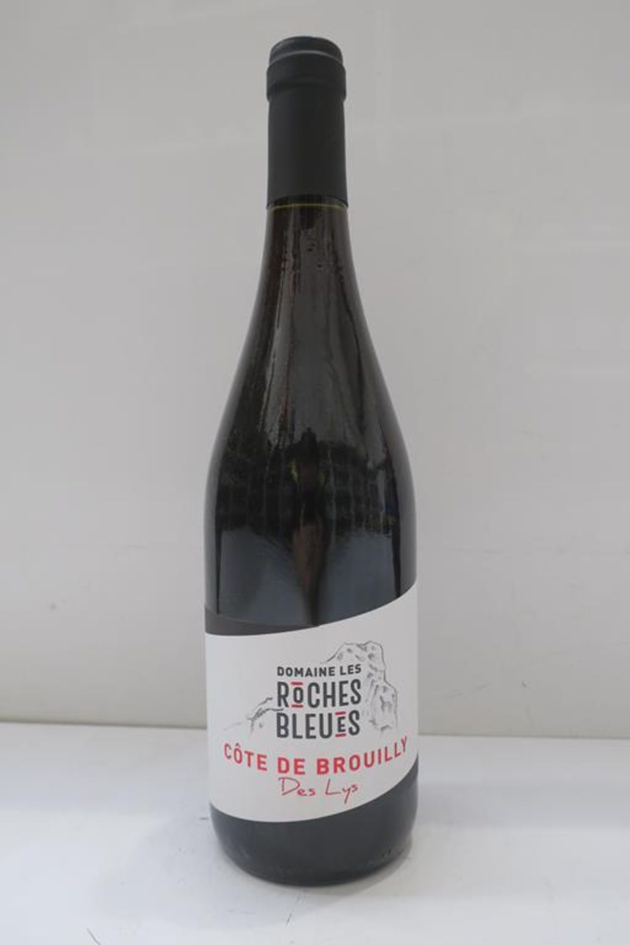 12 X Bottles of Les Roches Bleues 2016 Red Wine