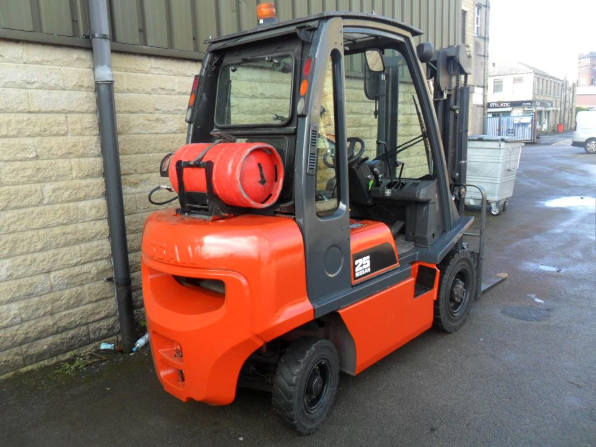 Nissan UDO2A25PQ LPG 2.5T Forklift Truck - Image 8 of 14