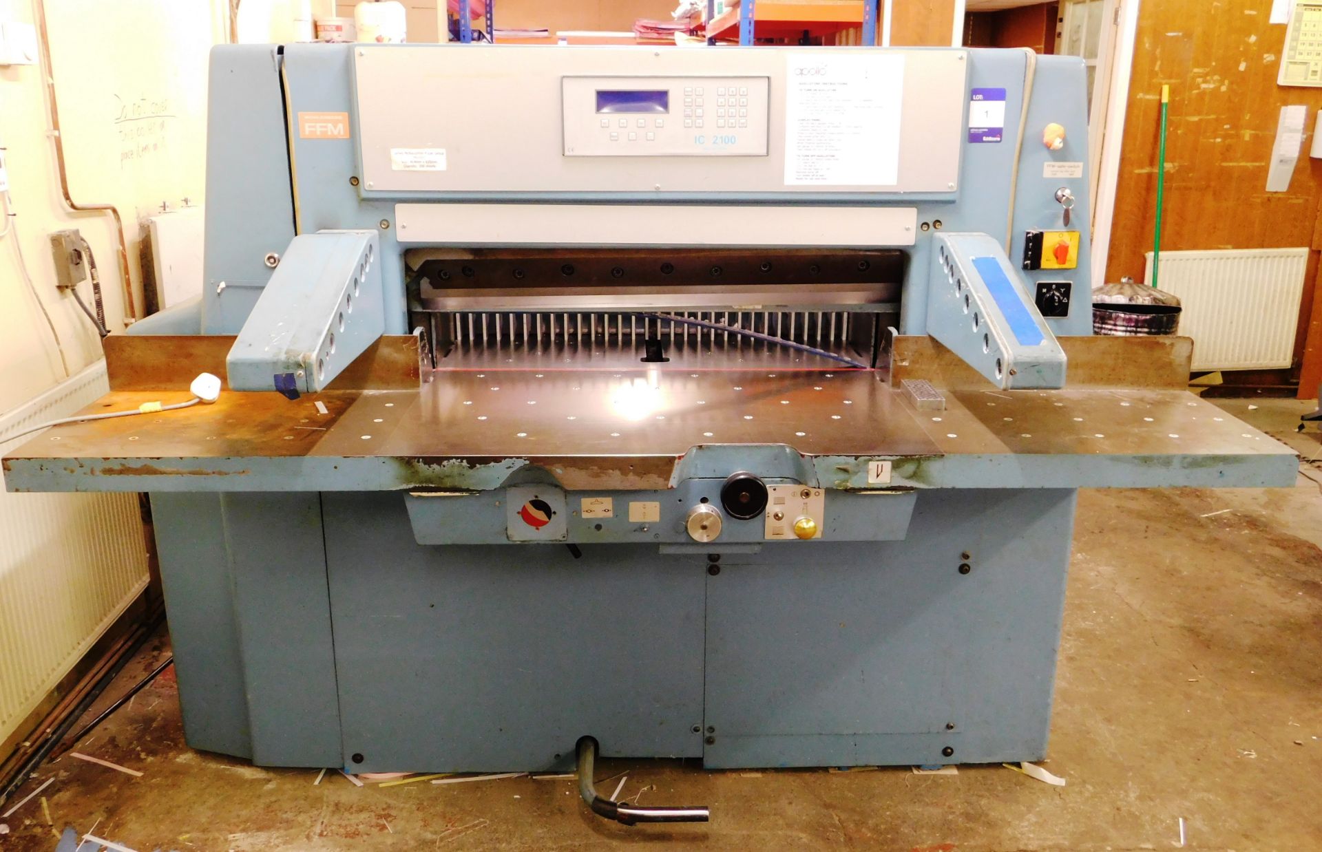 Wohlenberg Type 92 Programmable Guillotine with IC2100 Control Serial Number 2995-002 - Image 2 of 5