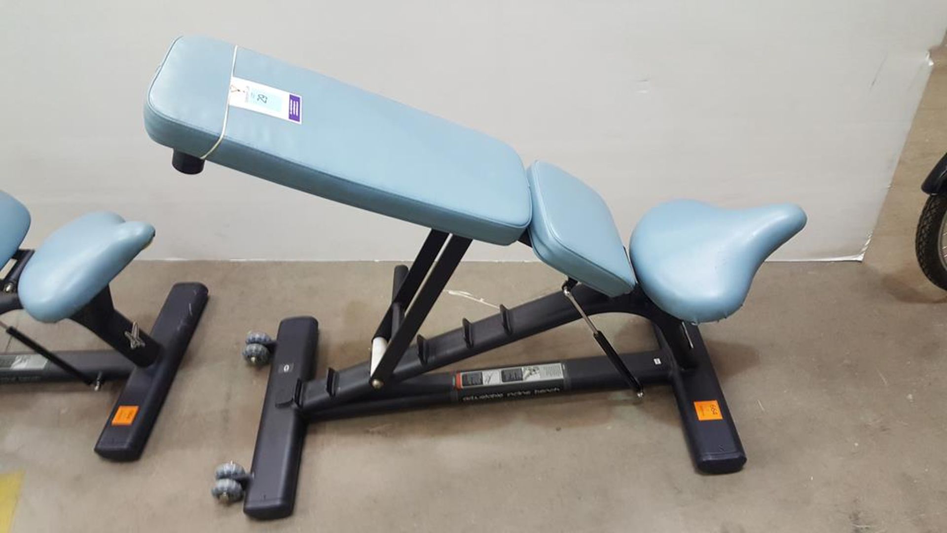 Pulse Fitness Adjustable Incline Bench