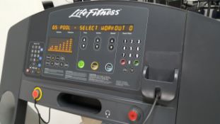 Life Fitness 'Flexdeck Shock Absorbtion System' Treadmill