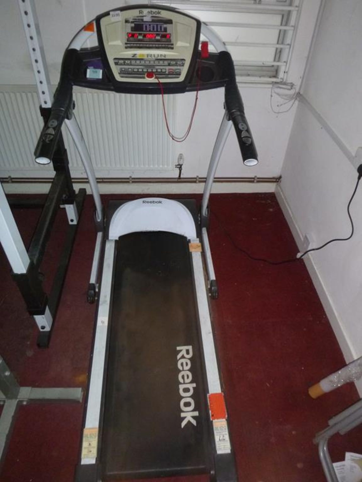 Reebok Z8 Run Folding Treadmill (spares or repairs) - Image 2 of 3
