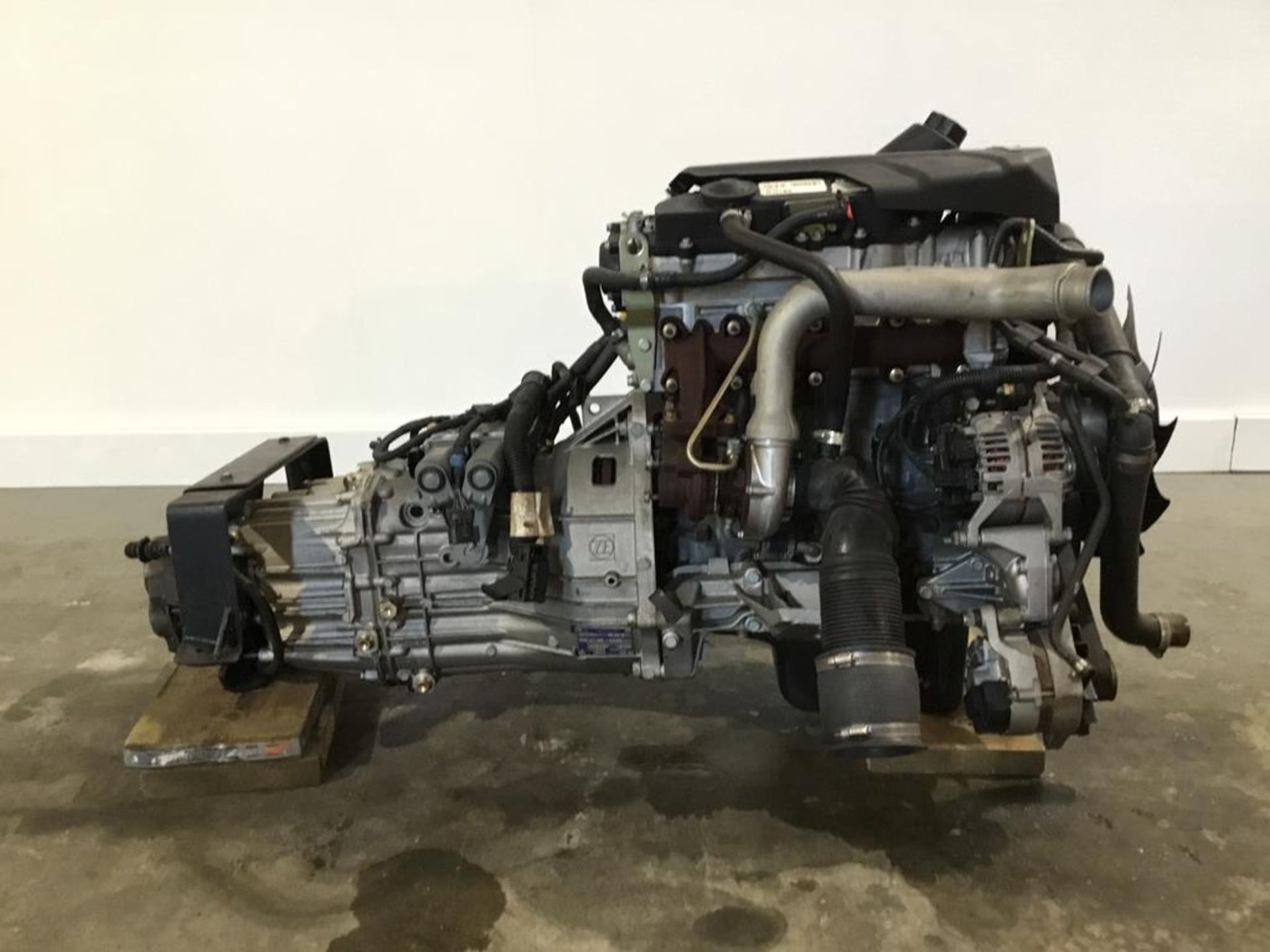 Iveco Daily 2.3Litre Diesel Engine - Image 14 of 14