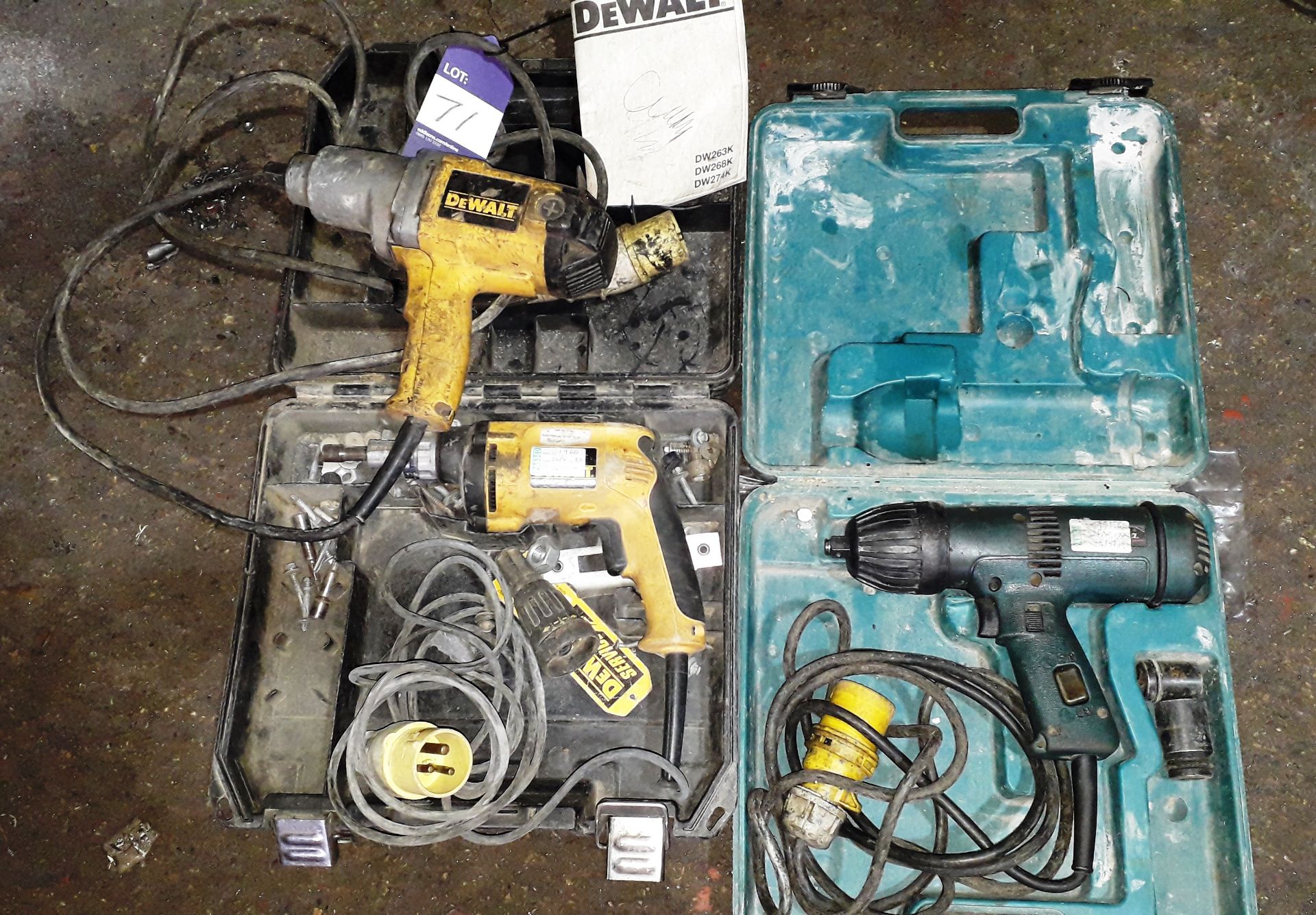 DeWalt DW274K Screw Driver with DeWalt & Makita Impact Wrench 110v