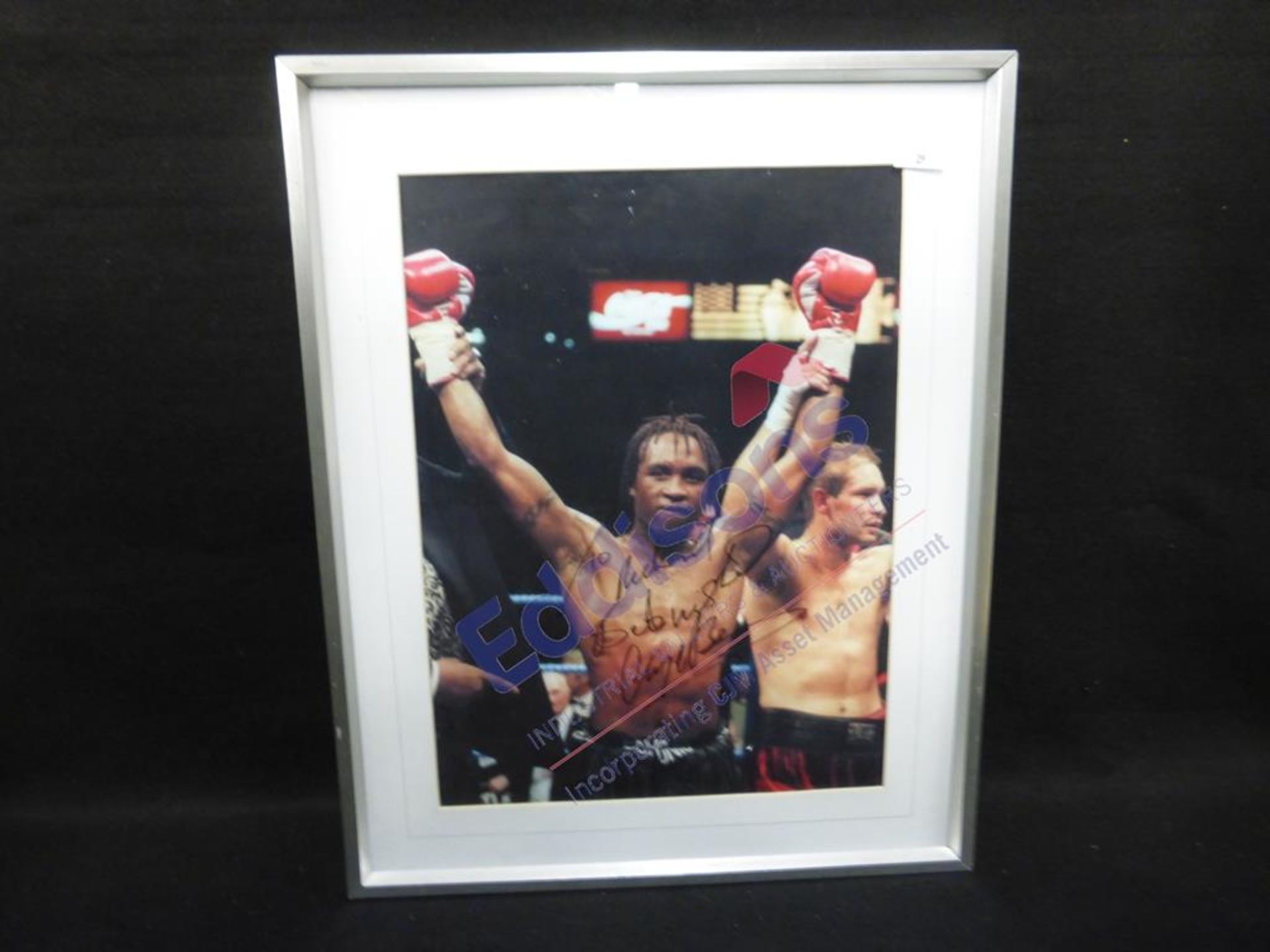 Sports Autographs: Nigel Benn