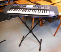 Yamaha PSR-78 electric Organ on stand