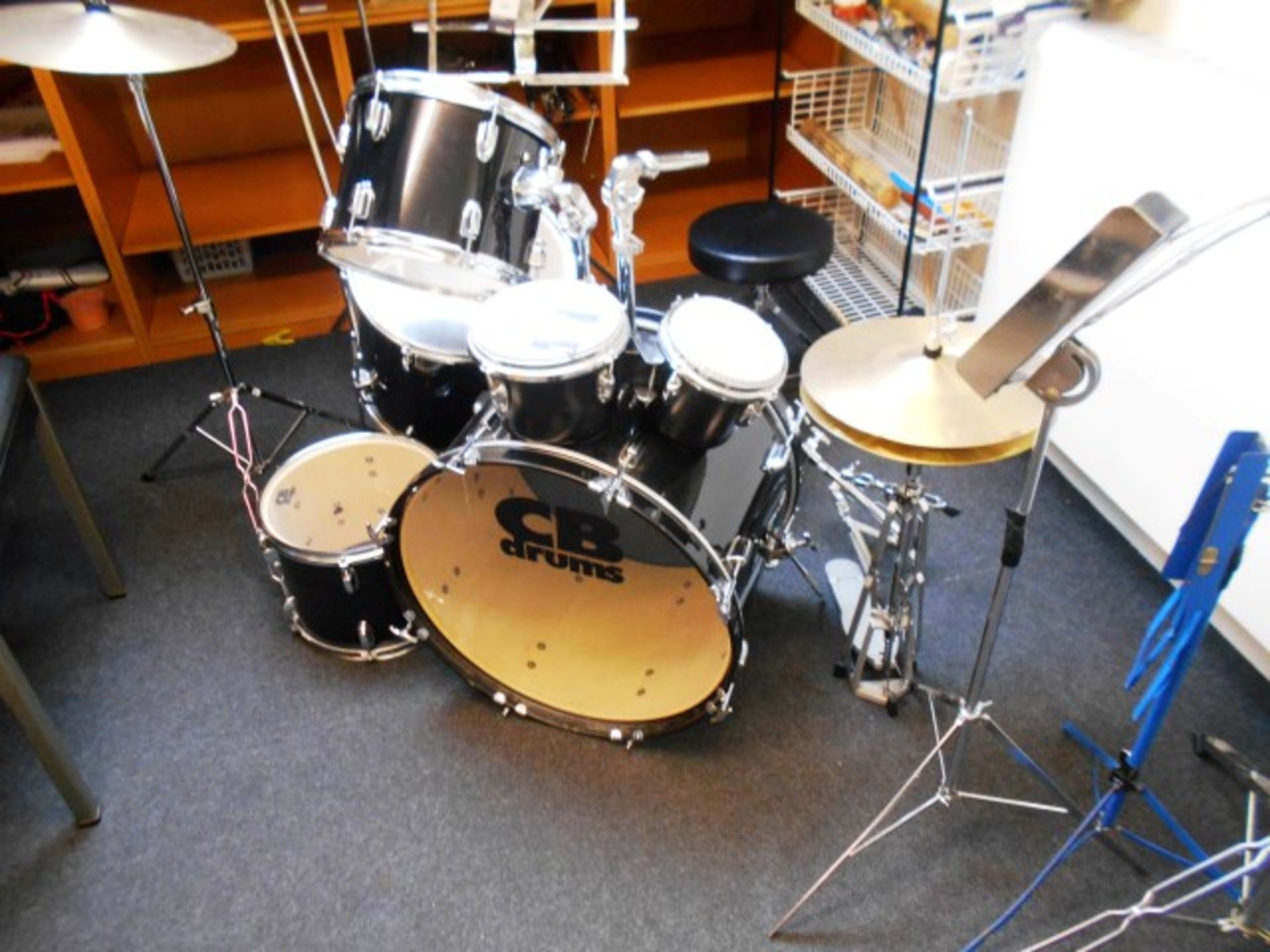 CB Drums 8-piece Drum Set with stool and 3 stands