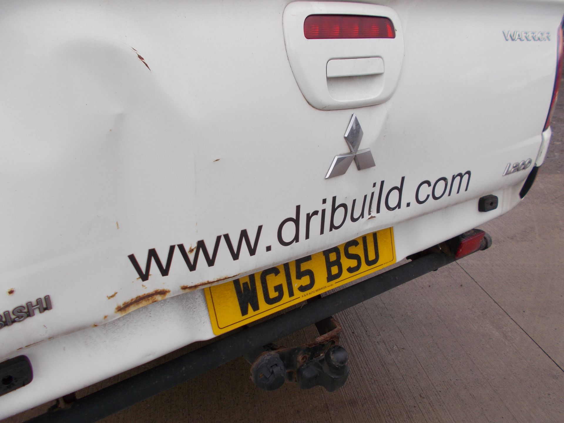 Mitsubishi L200 Warrior LB DCB DI-D 4x4 A Pick Up, registration WG15 BSU, first registered 8 May - Image 6 of 16