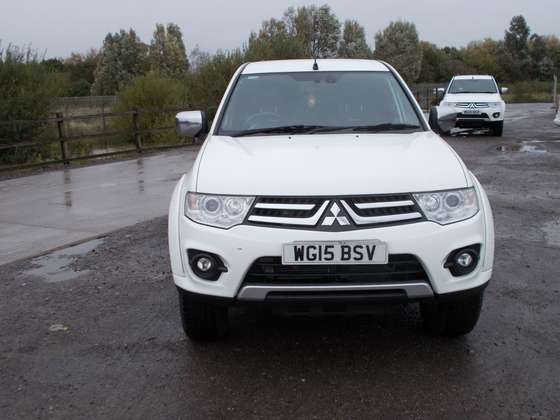 Mitsubishi L200 Warrior LB DCB DI-D 4x4 A Pick Up, registration WG15 BSV, first registered 8 May - Image 8 of 16