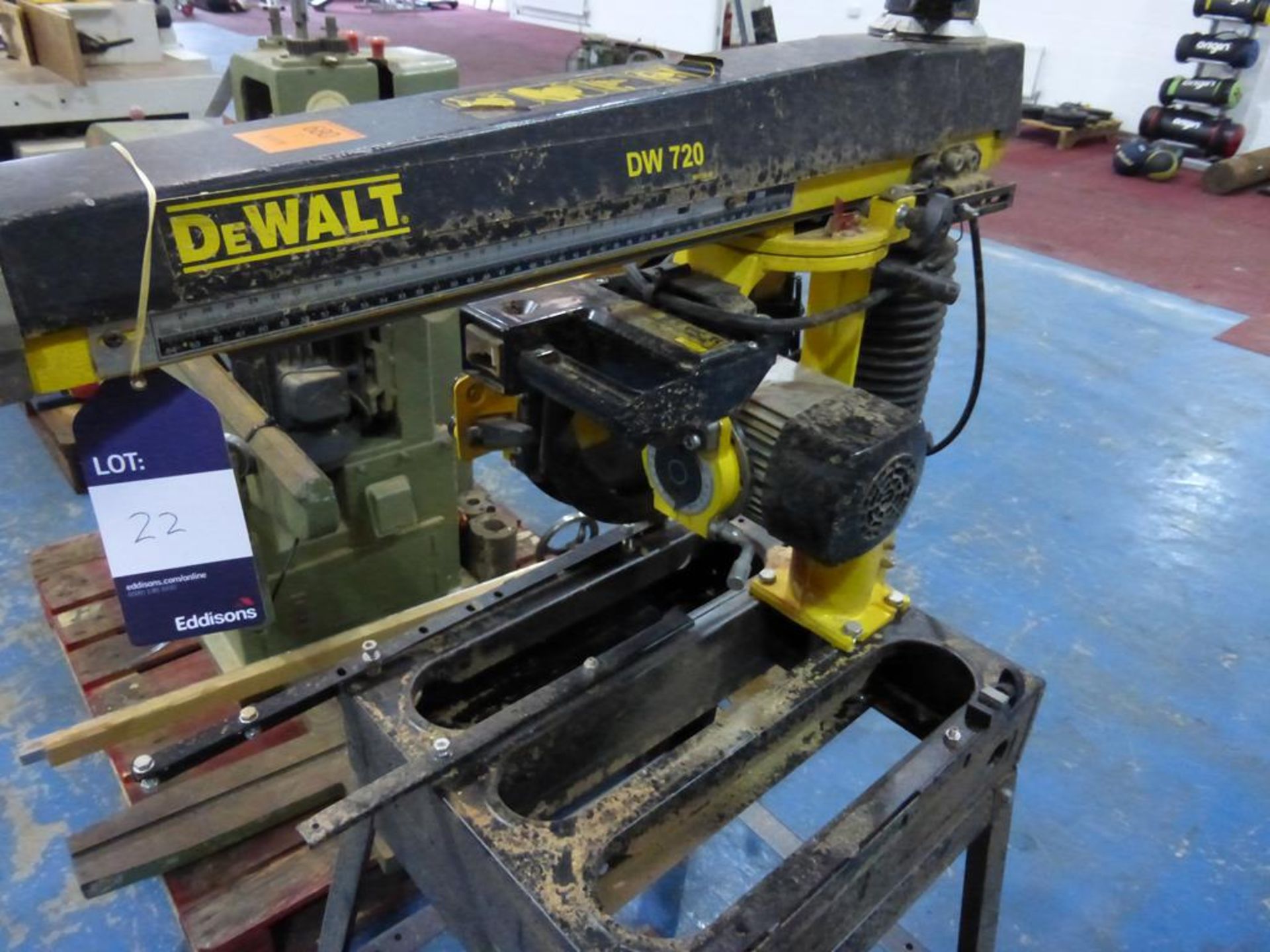 A De-Walt Crosscut Mitre Saw - Image 3 of 9