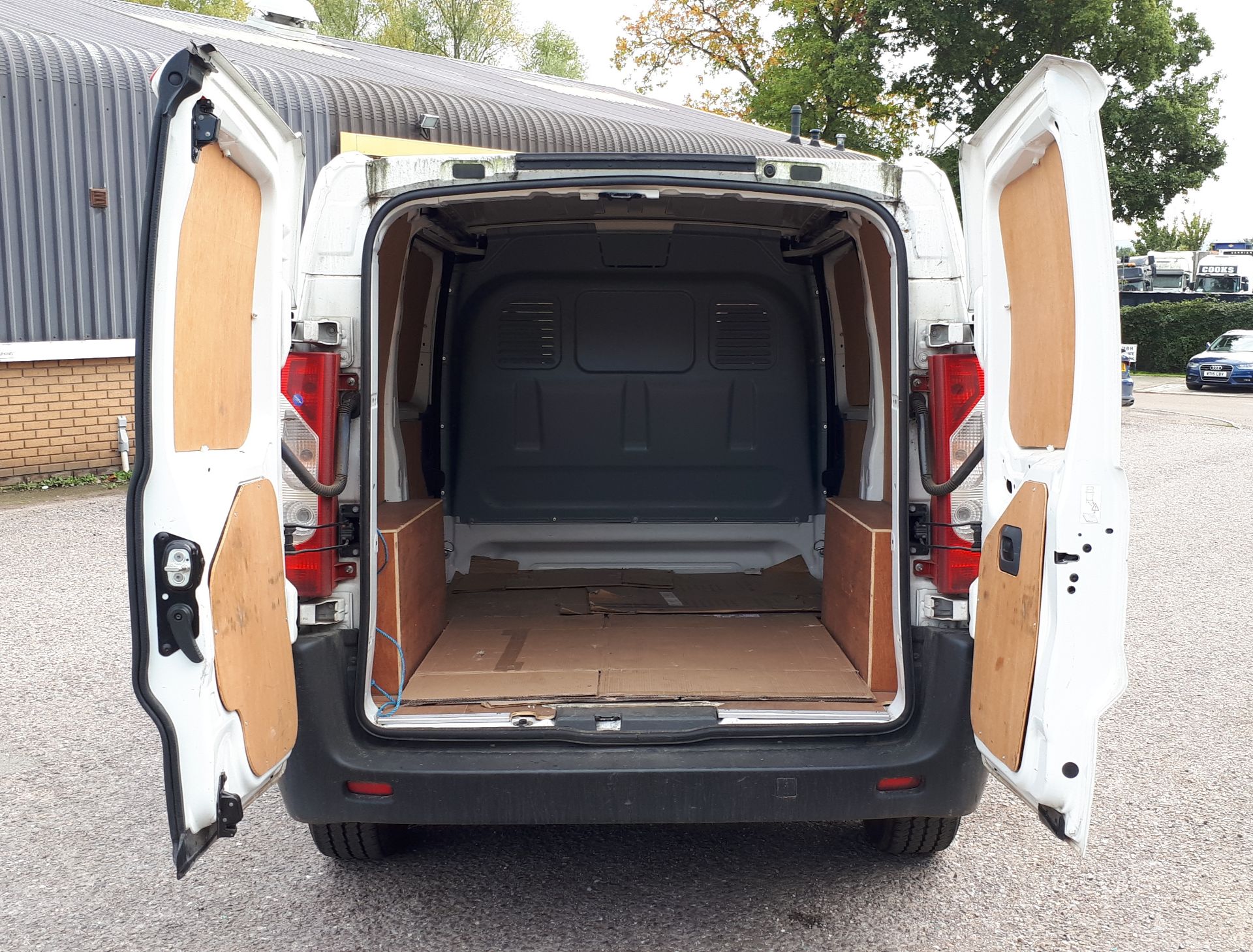Peugeot Expert 1100 LIH1 HDI Panel Van, Registrati - Image 13 of 15