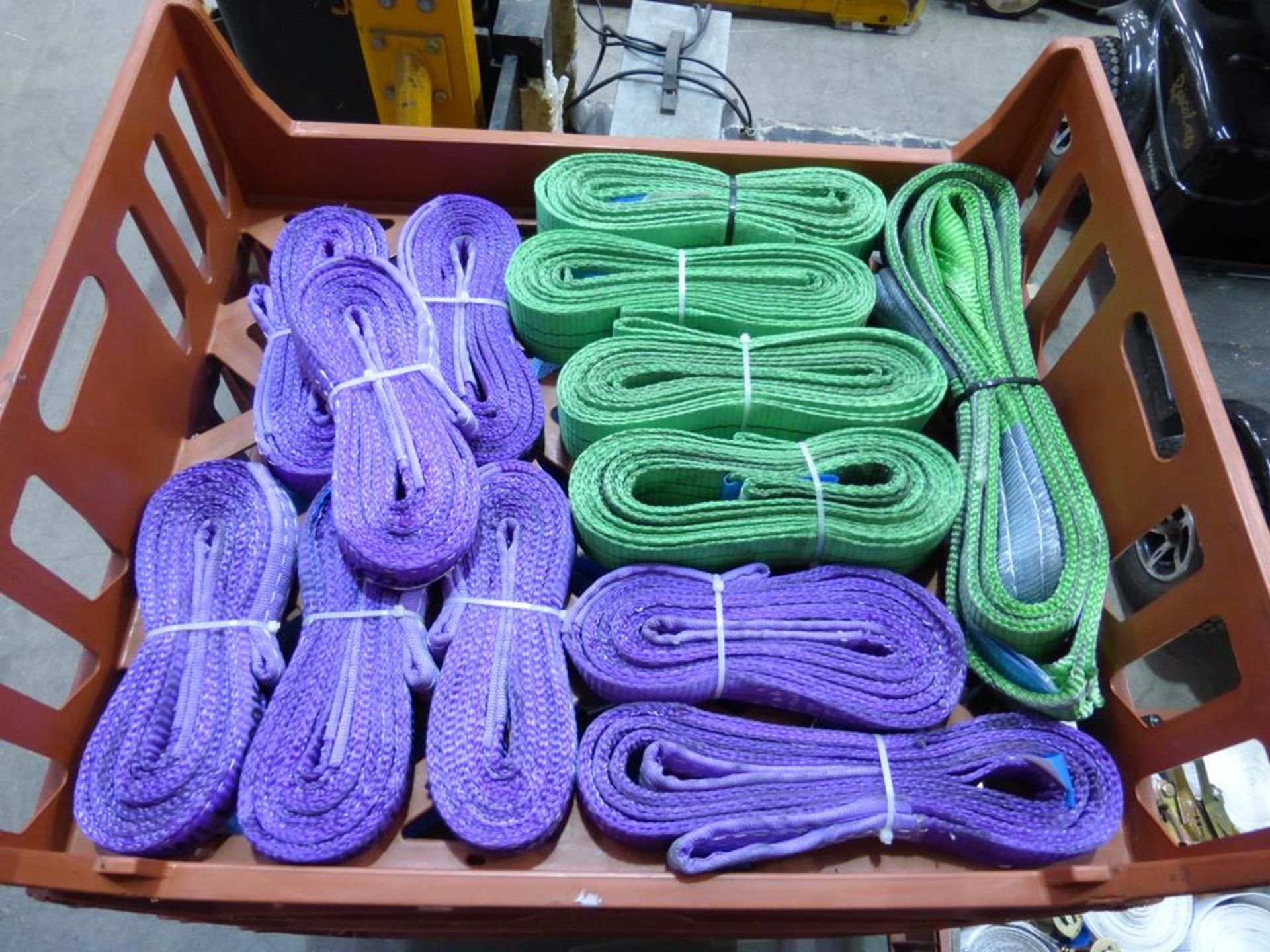 13 x Various Lifting Strops