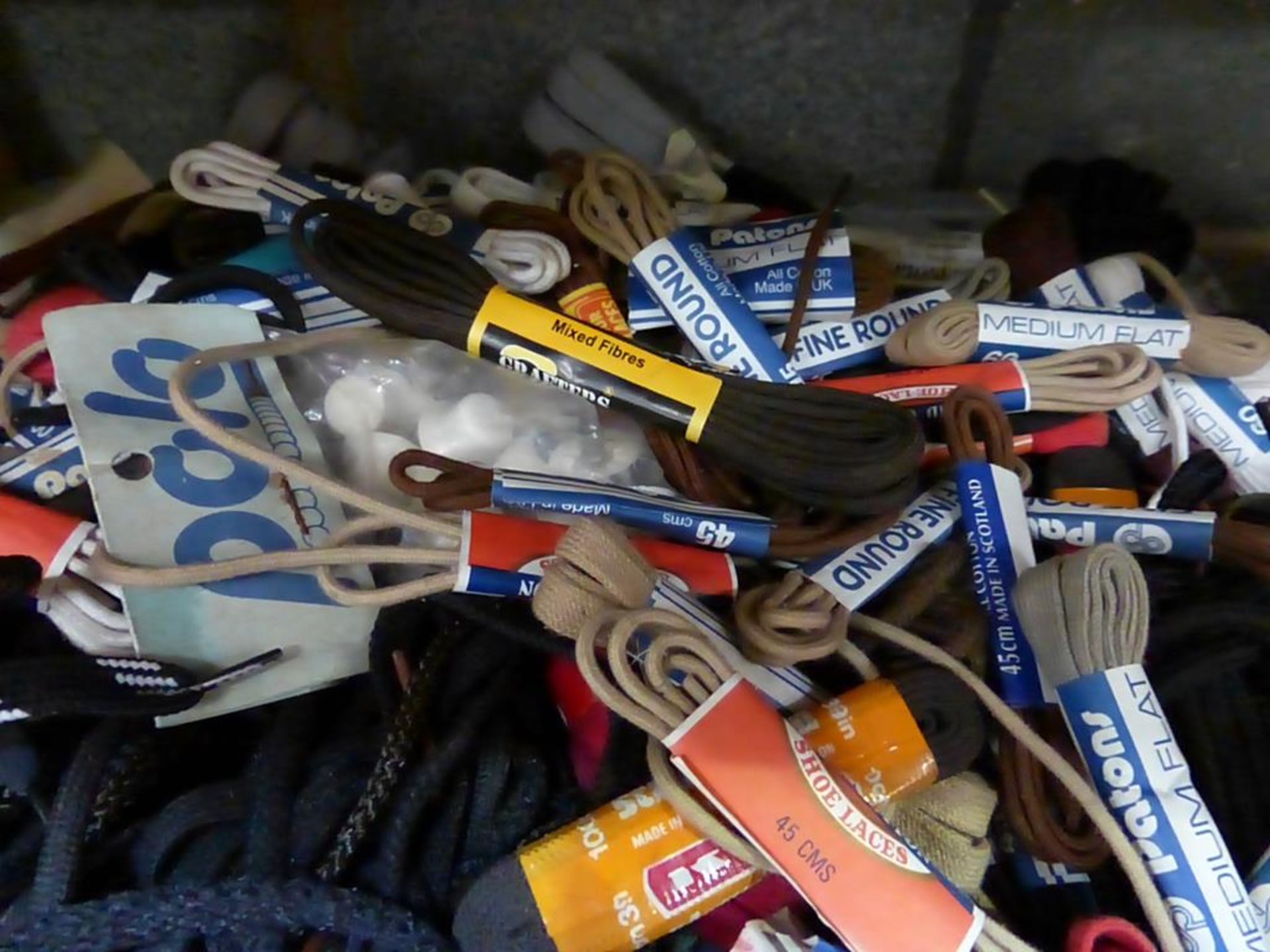 A Tub of Shoe Laces - Image 3 of 3