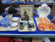Assorted Items (mainly glassware and ceramics)