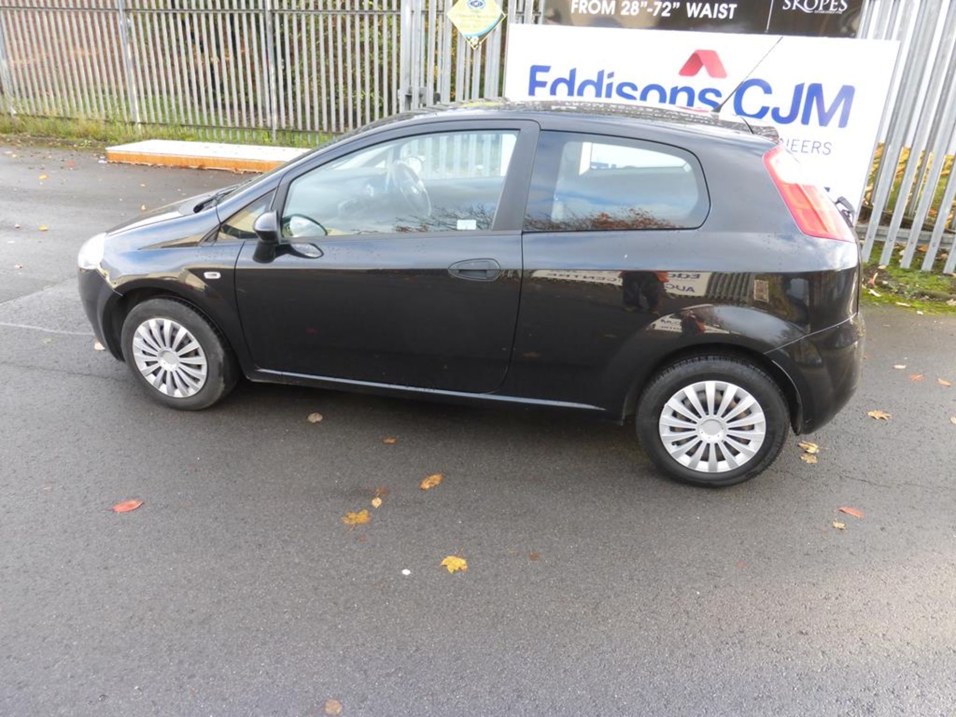 A Fiat Grande Punto Active - Image 4 of 15