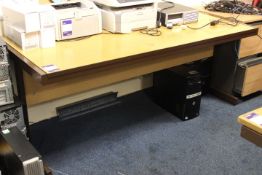 Oak Effect Cantilever Rectangular Desk with Chair (Located Staff Office)