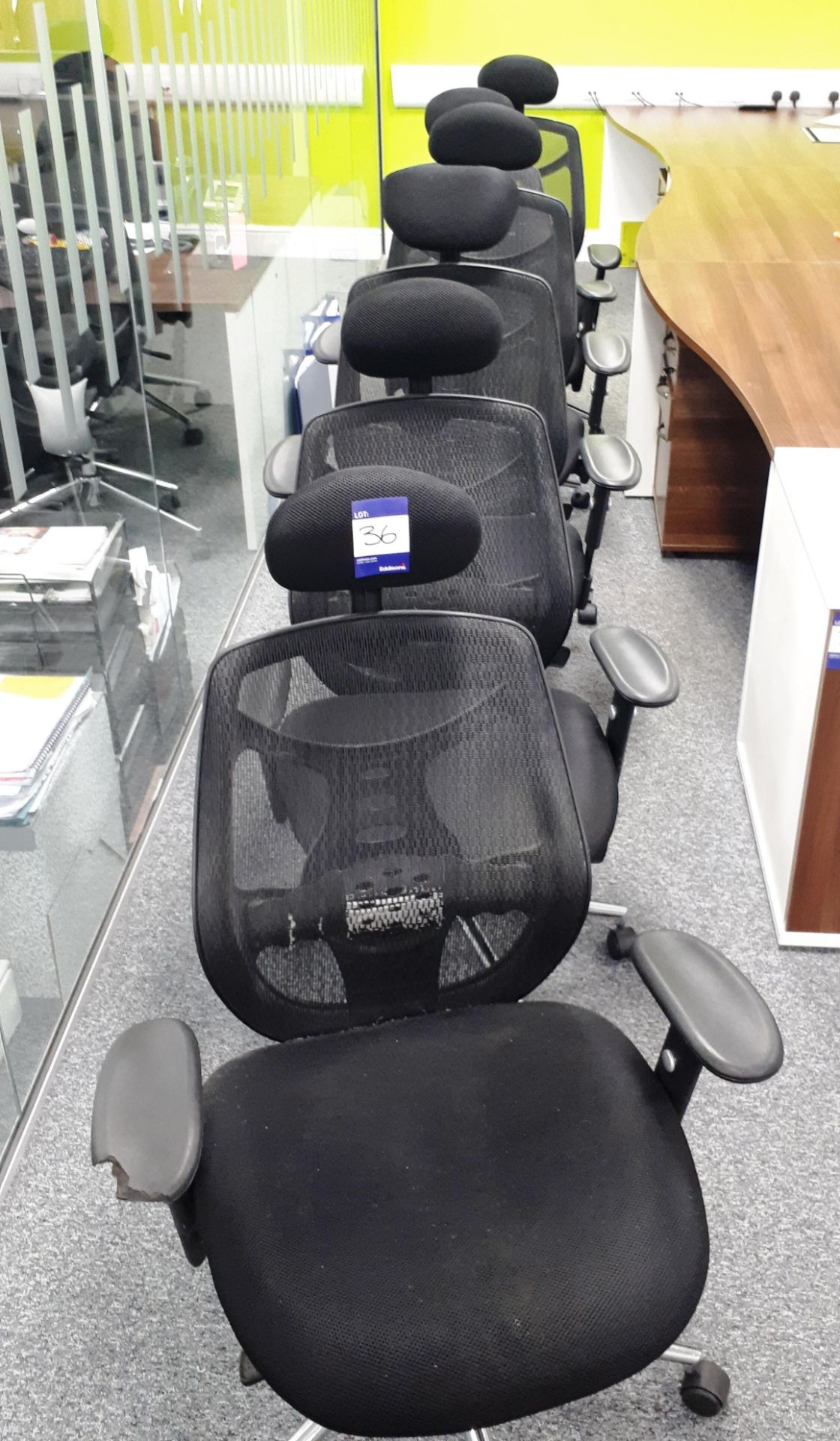 6 mobile swivel chairs black mesh