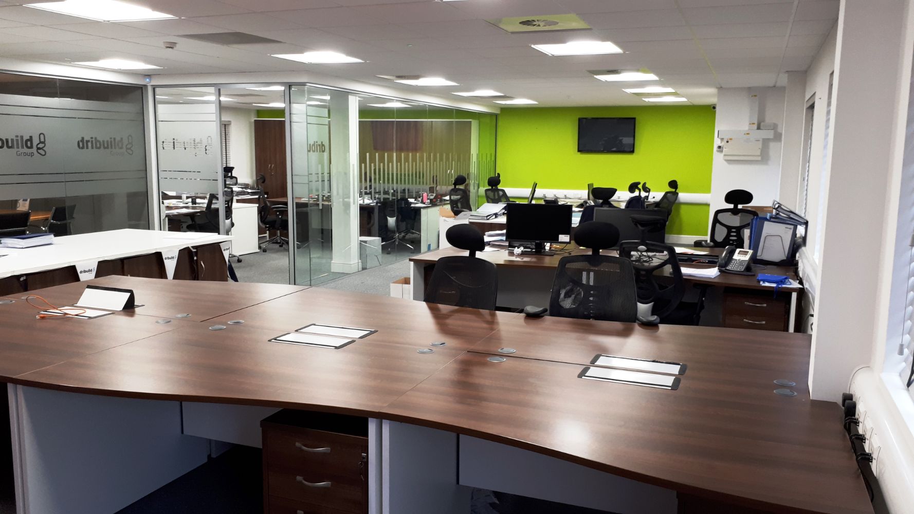 SHORT NOTICE SALE - Good Quality Office Furniture & Business Machinery (Clearance Thurs 31 Oct 2019 Only - DO NOT BID IF YOU CANT COLLECT)