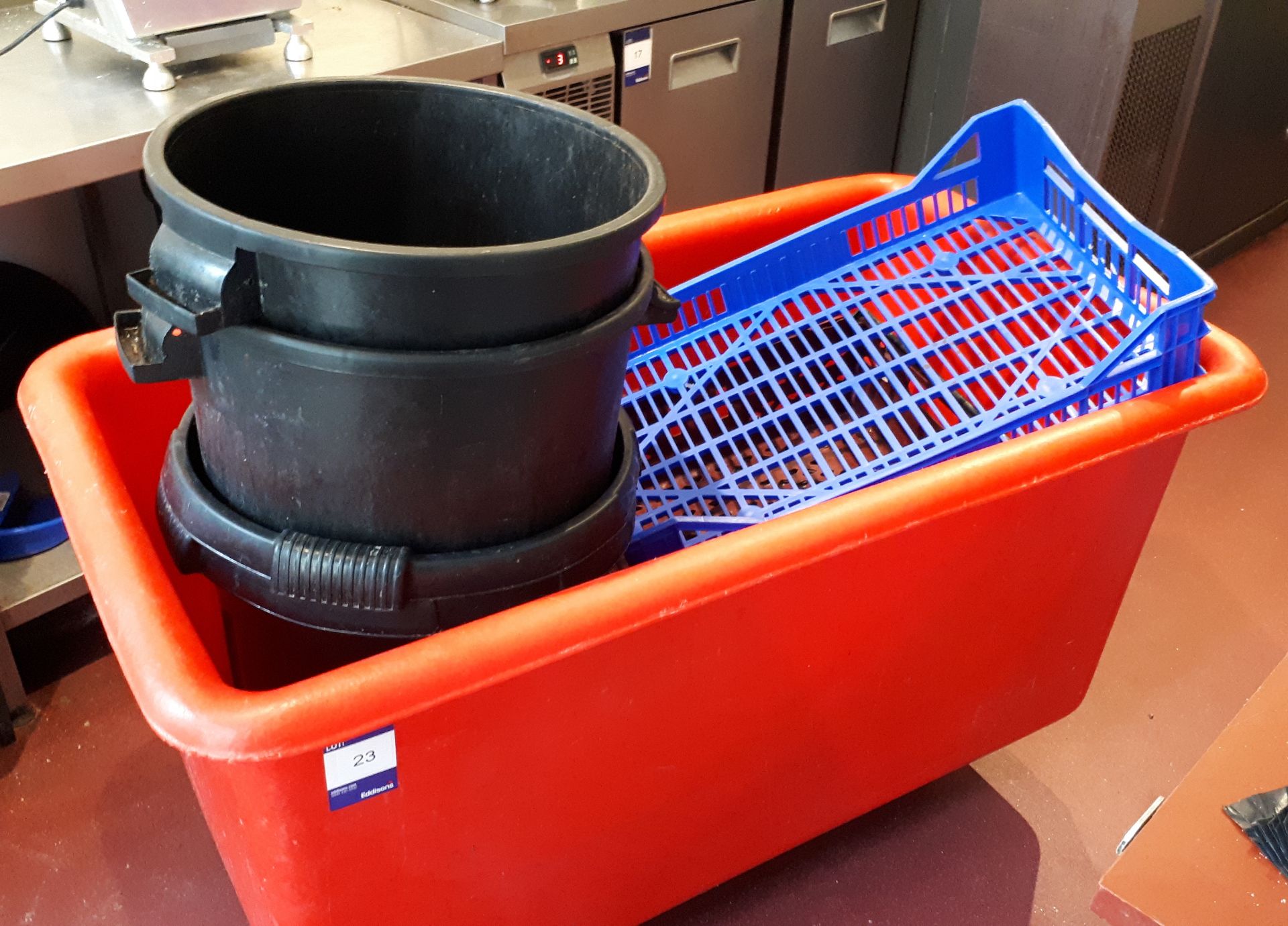 Mobile plastic bin, trolleys, and 3 x plastic bins