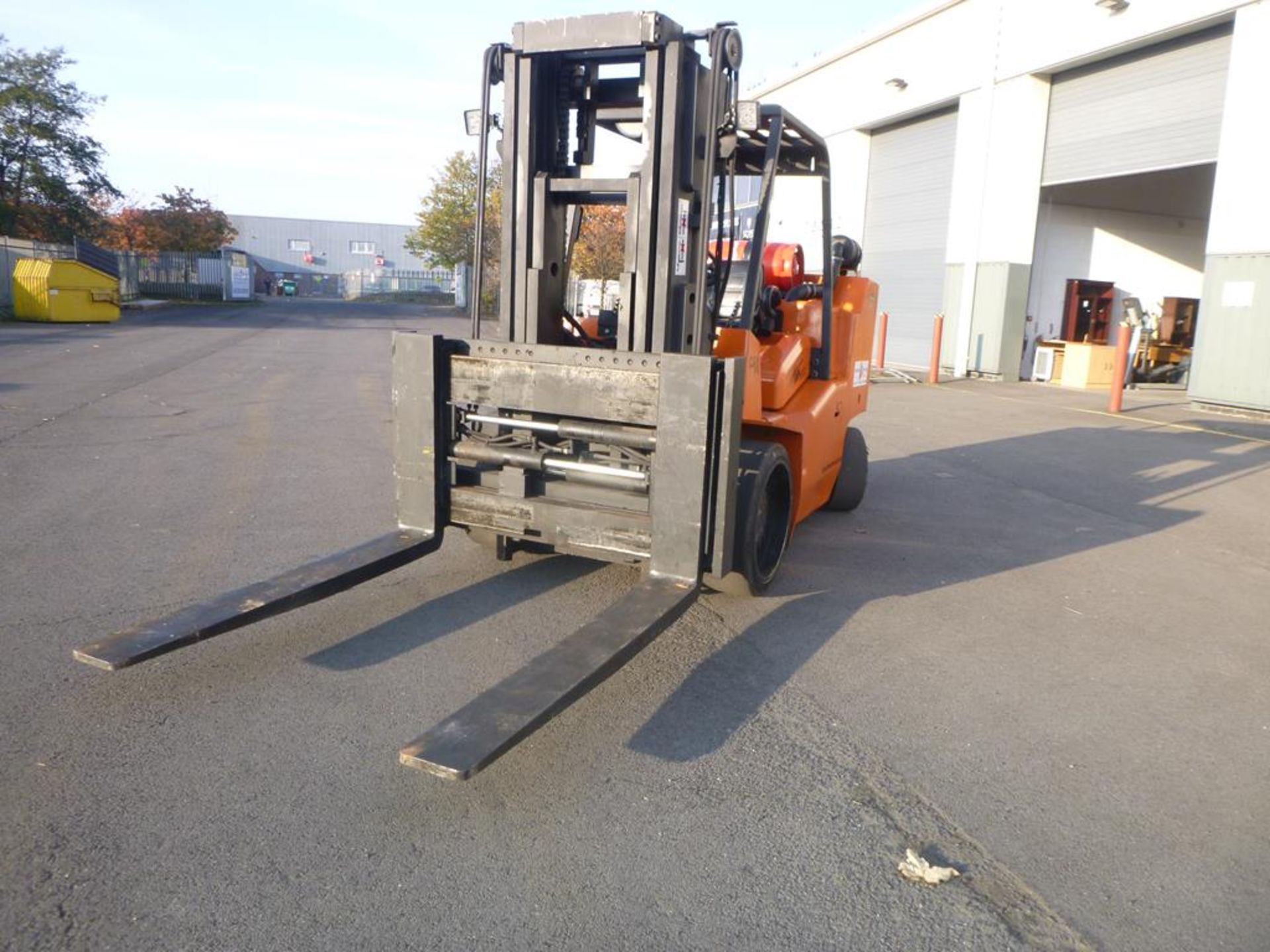 Hoist F9X Gas Powered Forklift Truck - Image 4 of 14