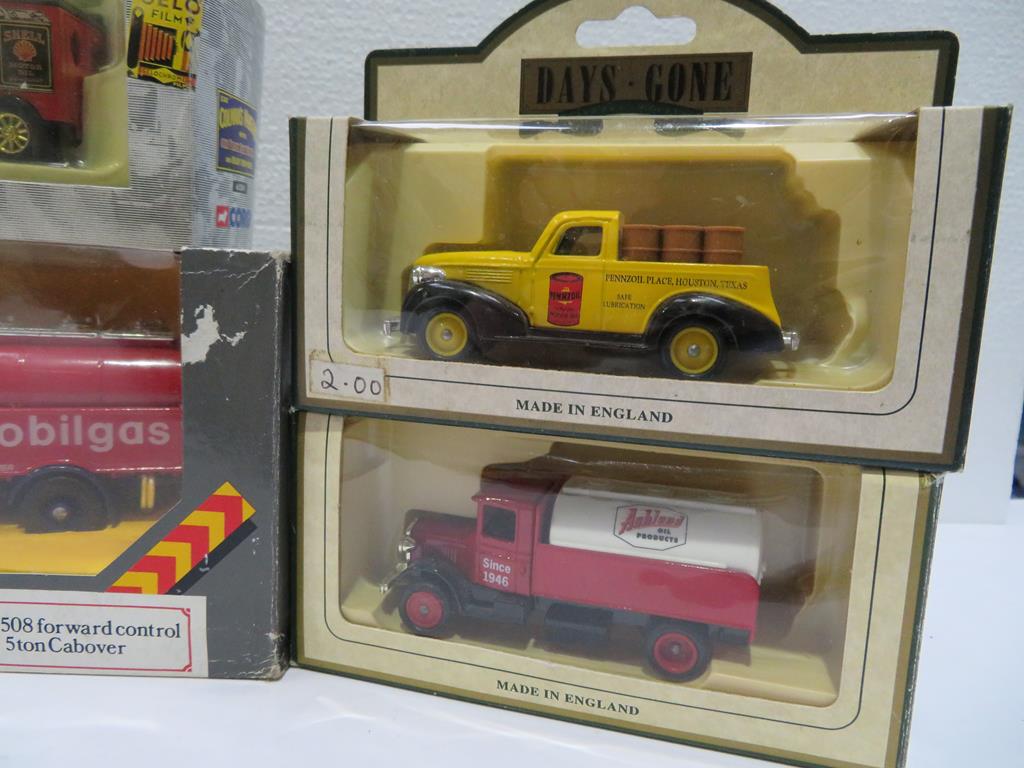 This is a Timed Online Auction on Bidspotter.co.uk, Click here to bid. A Quantity of Die-Cast Models - Image 7 of 7
