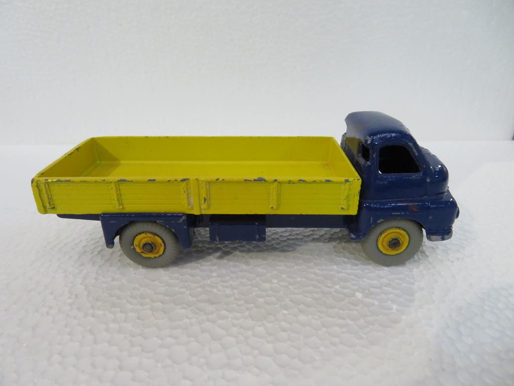 This is a Timed Online Auction on Bidspotter.co.uk, Click here to bid. A Dinky Big Bedford Lorry - Image 4 of 5