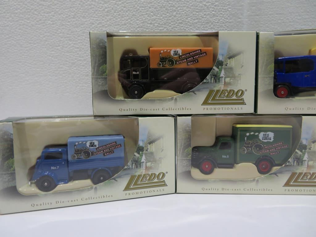 This is a Timed Online Auction on Bidspotter.co.uk, Click here to bid. A Quantity of Die-Cast Models - Image 2 of 7