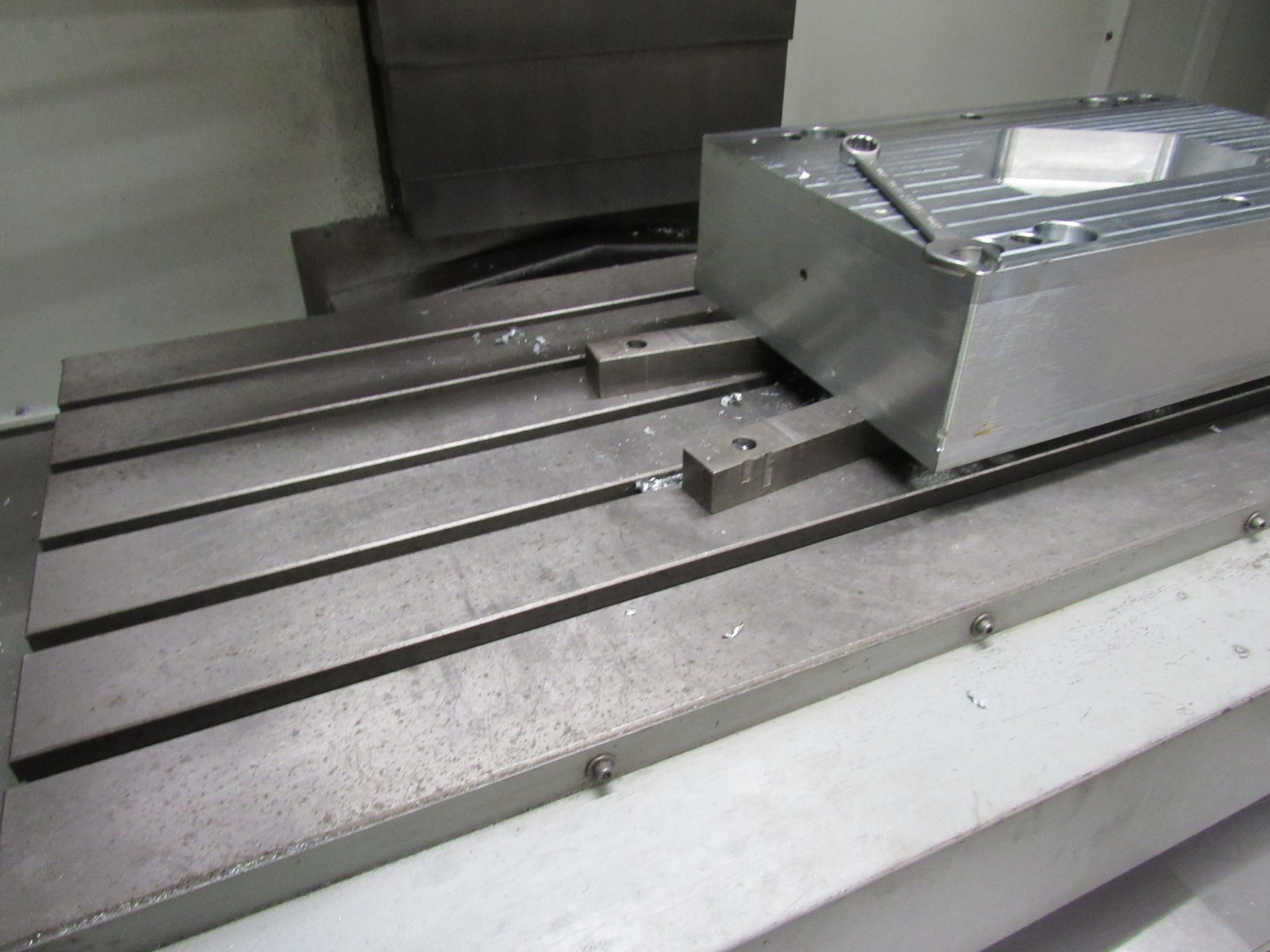 XYZ 1510VMC Vertical Machine Centre, Serial V1110057, March 2012, with Siemens Sinumerik 828D - Image 7 of 18