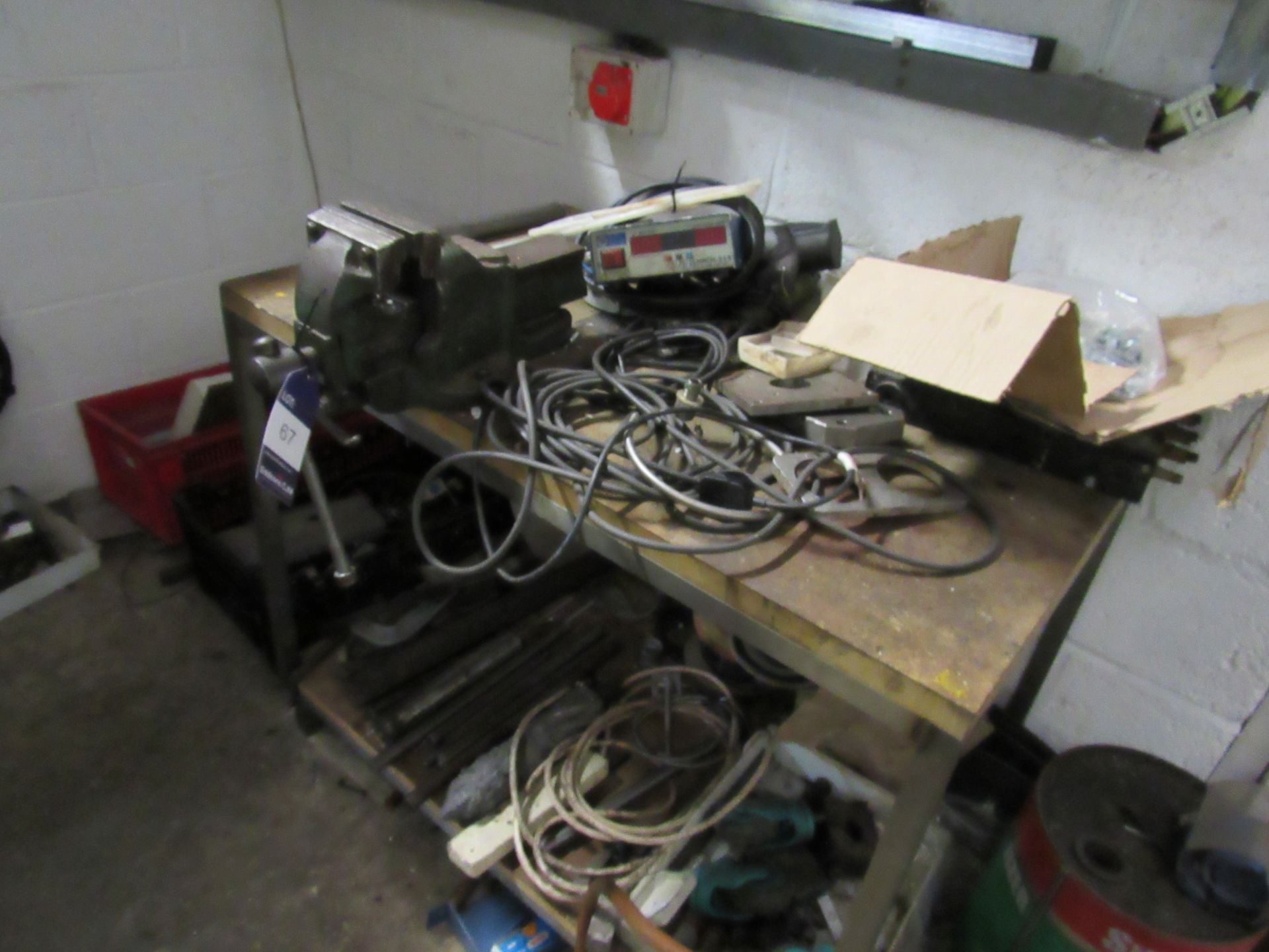 Workbench and Vice and Quantity Cable