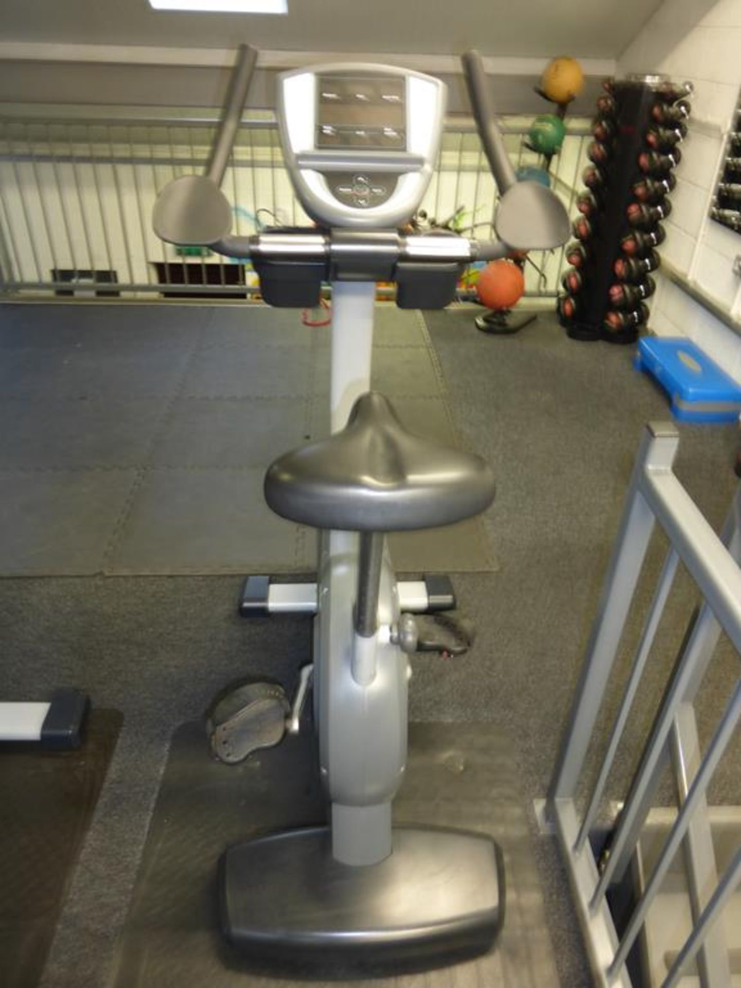 Gym Gear Elite C-97 Upright Cycle