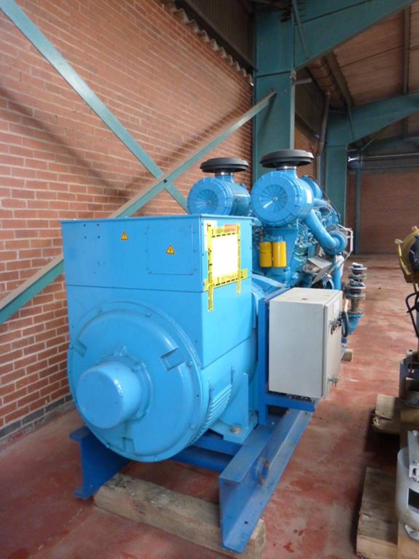 Perkins/Stamford 700kVA Heat Exchanger Cooled Generator - Image 2 of 4