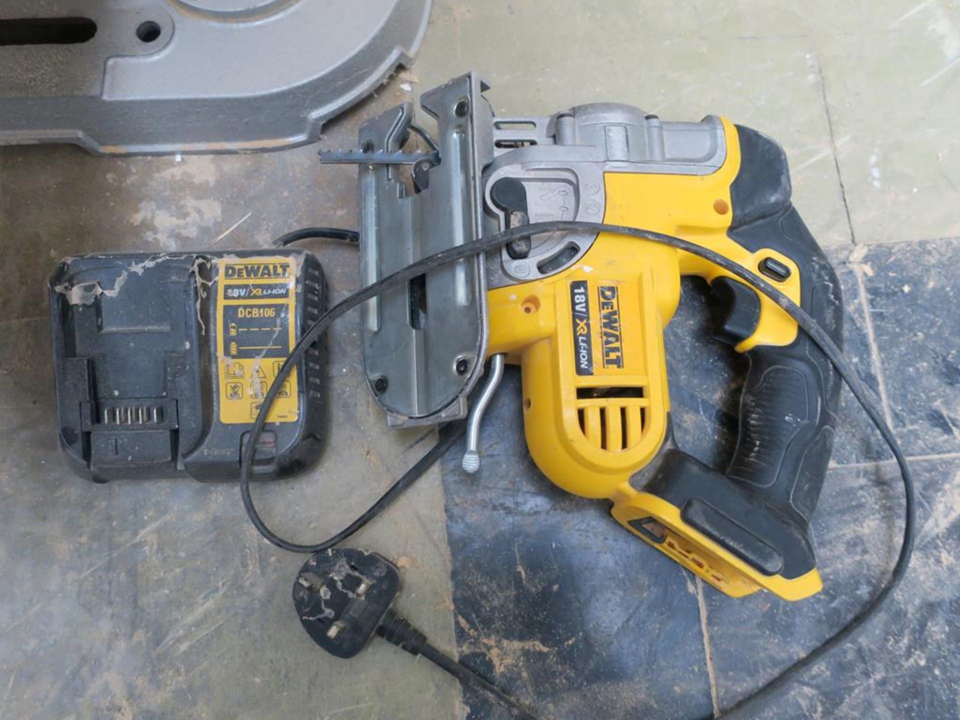 Draper Hobby Bench Drill and Dewalt Jigsaw - Image 3 of 3