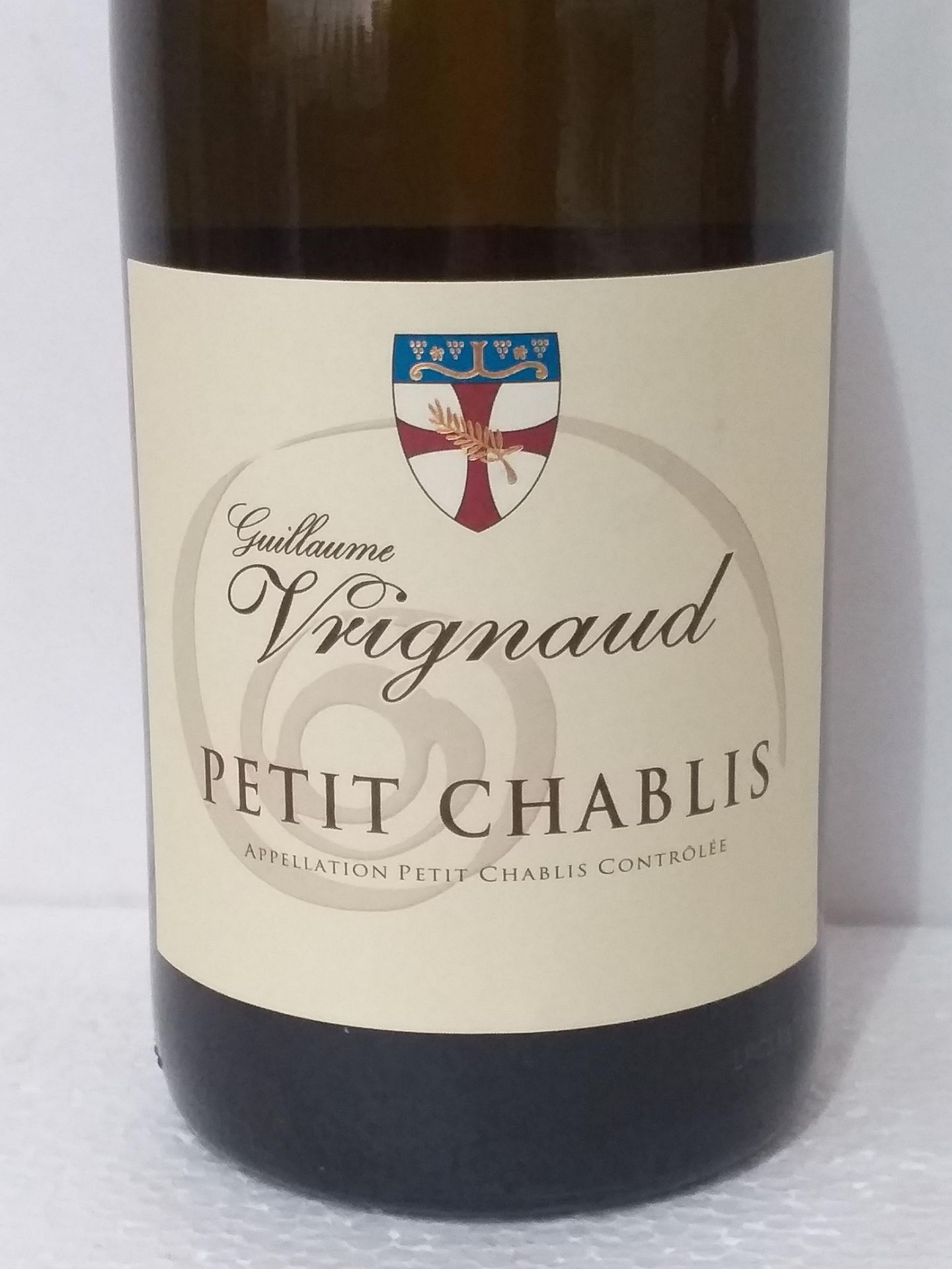 6 Bottles of Petit Chablis 2017 - Image 2 of 3