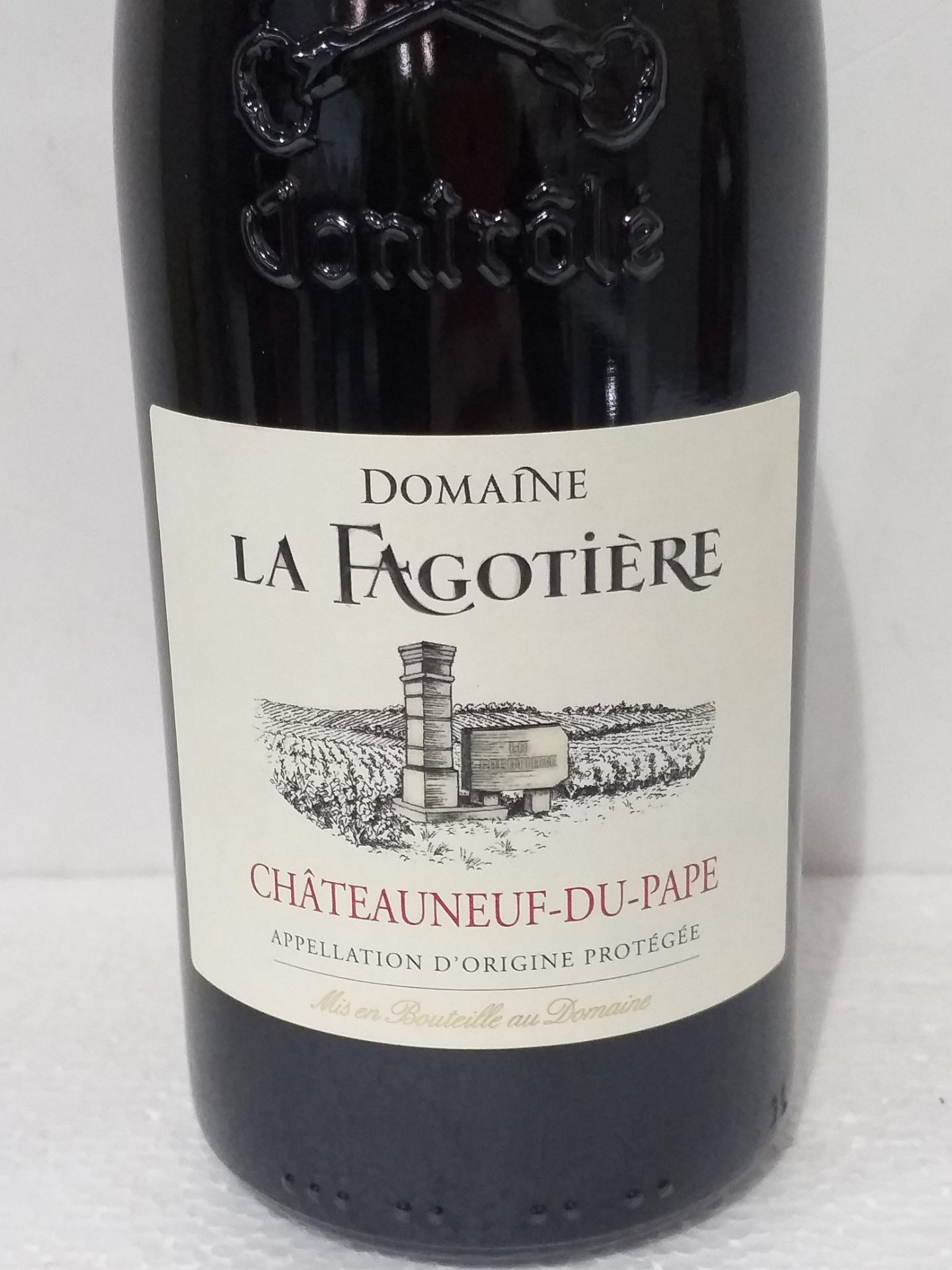 12 Bottles of Chateauneuf du Pape rouge 2017 - Image 2 of 3