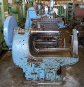 Sunderland 16 gear planer *Please note, purchasers must drain the machines of oil, and remove with