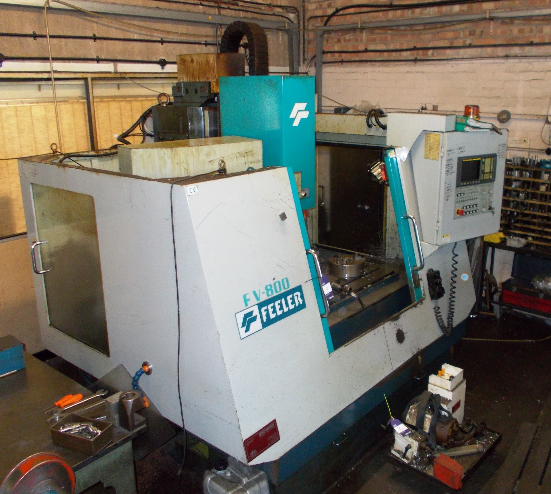 Feeler FV-800SE CNC machining centre (Serial Number: VDN393, Year: 2000), with Fanuc Series O-MC