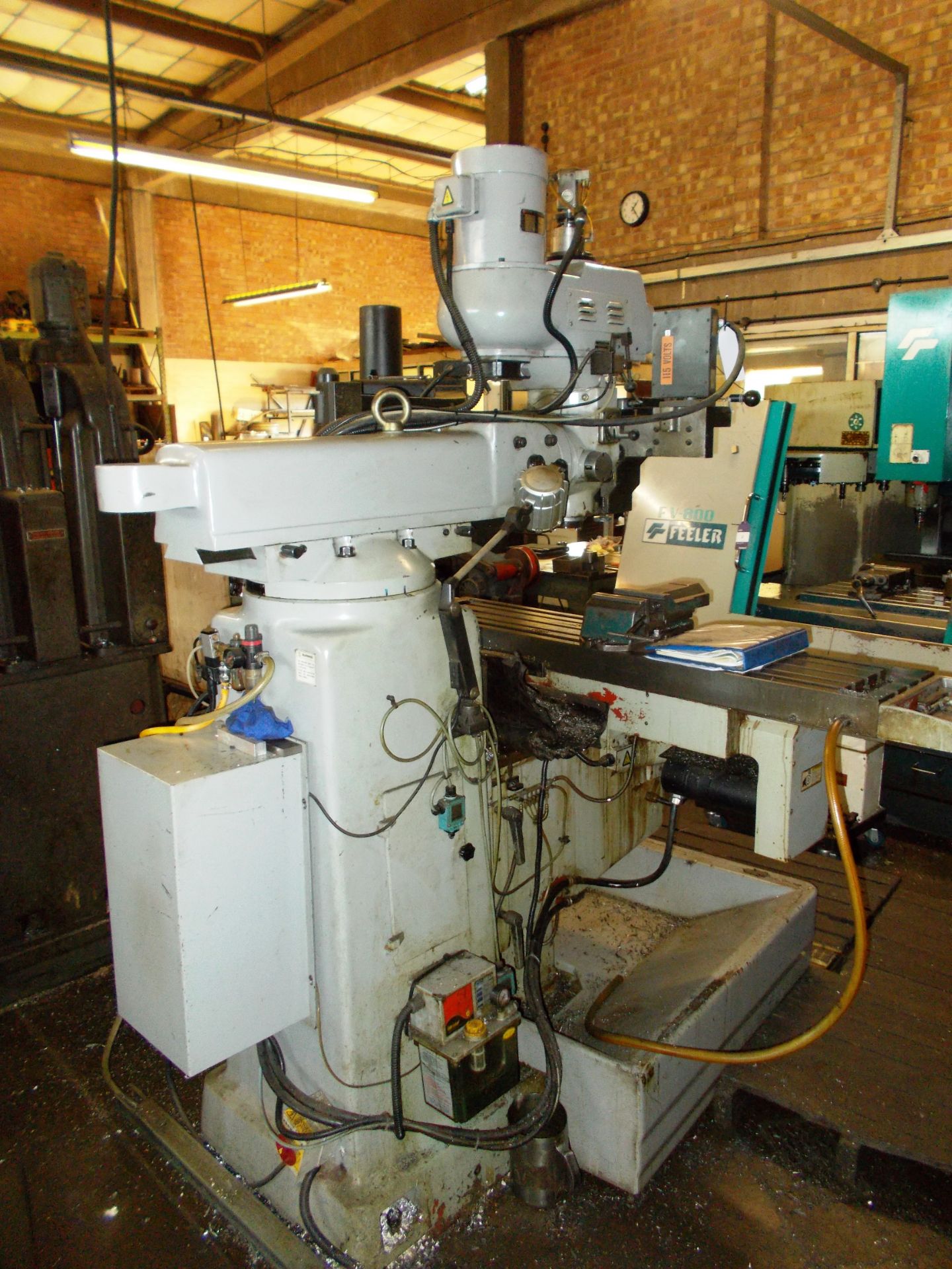 KRV 3000 CNC turret mill (Serial Number: 9820, Year: 2002), with ProtoTrak SM control, with quantity - Image 4 of 7