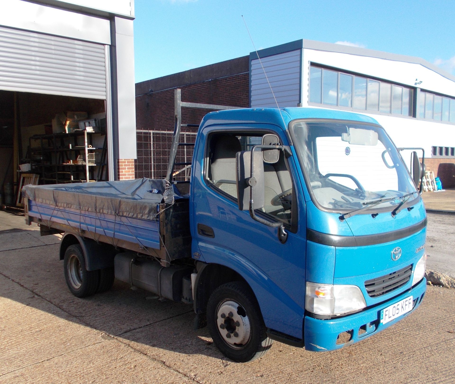 Toyota Dyna D4D 350 twin rear wheeled Drop Side Lo - Image 7 of 13