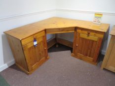 Danum Pine Corner Desk