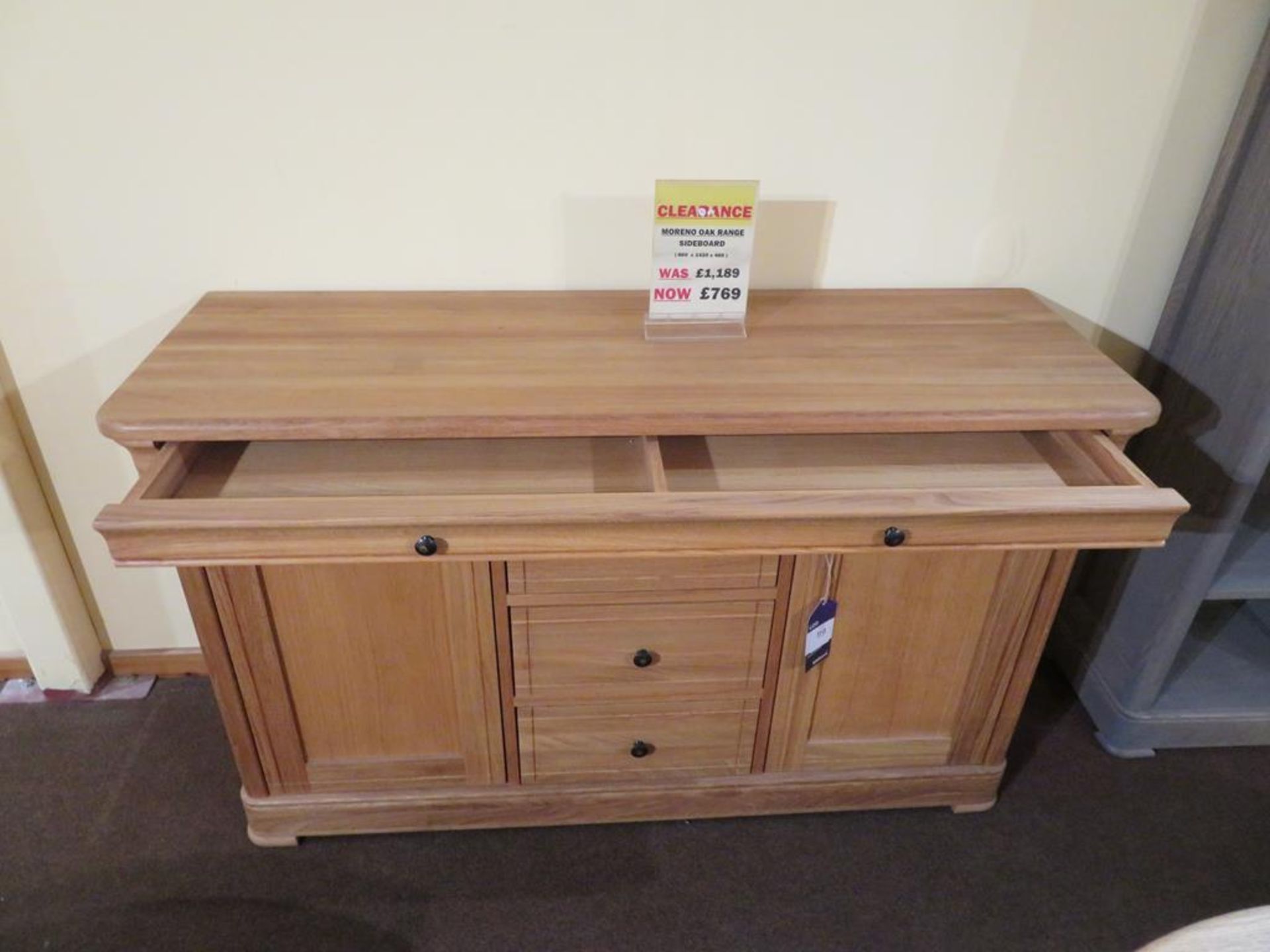 Moreno Oak Range Sideboard - Image 2 of 2