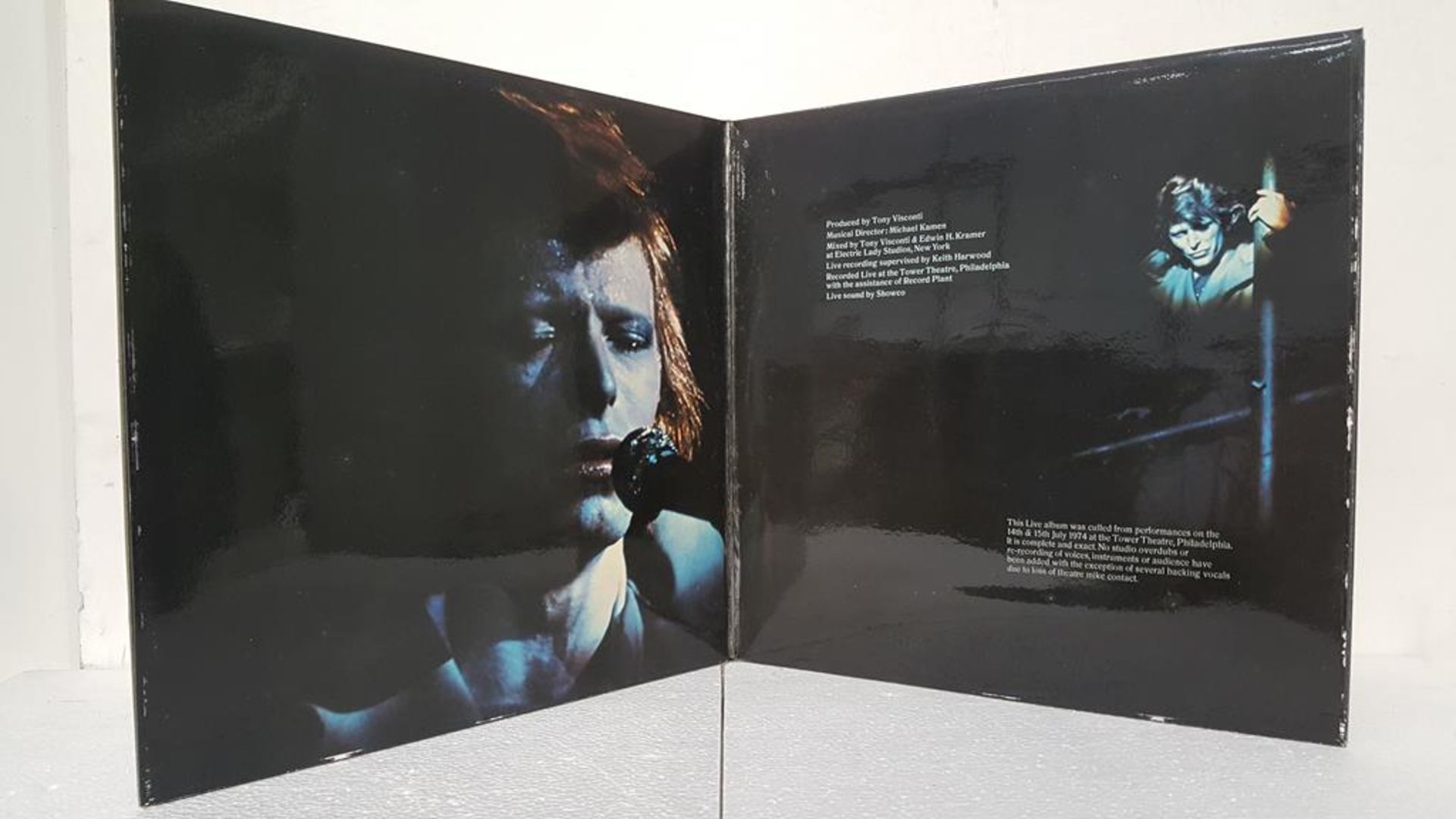 David Bowie 'Hunky Dory', 'Stage' and 'Live- at the Tower Philadephia' LPs - Image 8 of 9