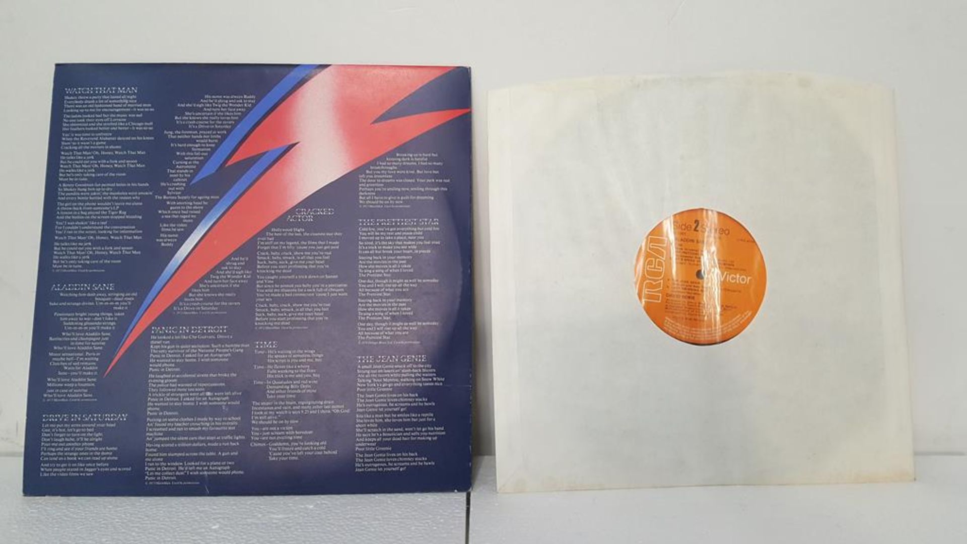 David Bowie 'Aladdin Sane' LP with signed Fan Membership Leaflet - Image 6 of 9